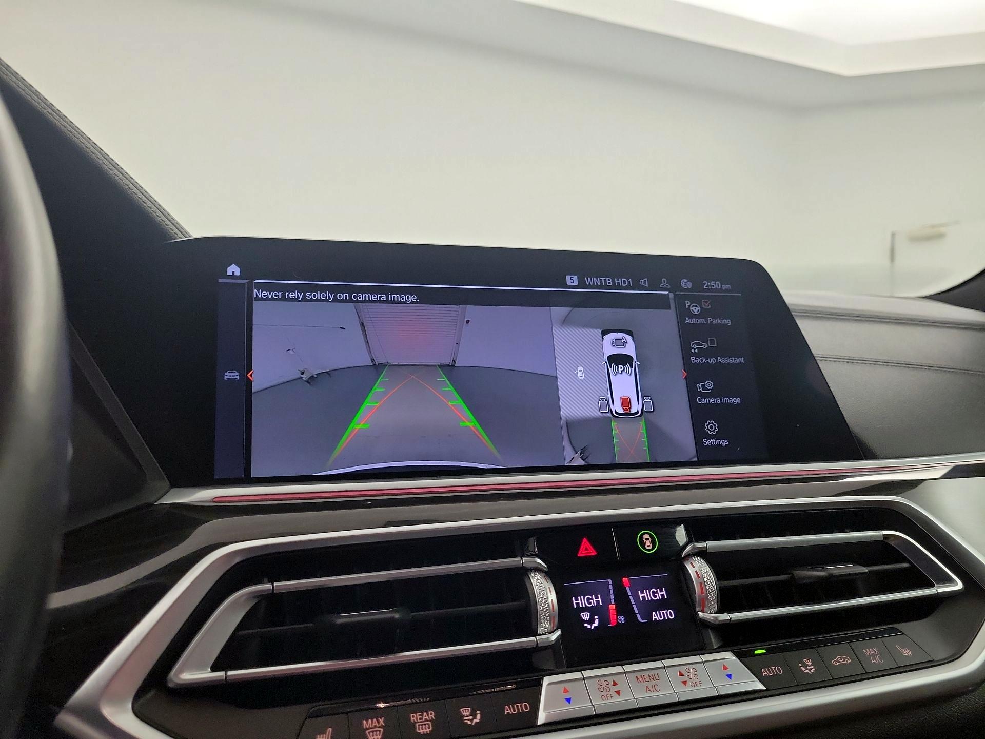 Thumbnail: 2021 BMW X5 - 13