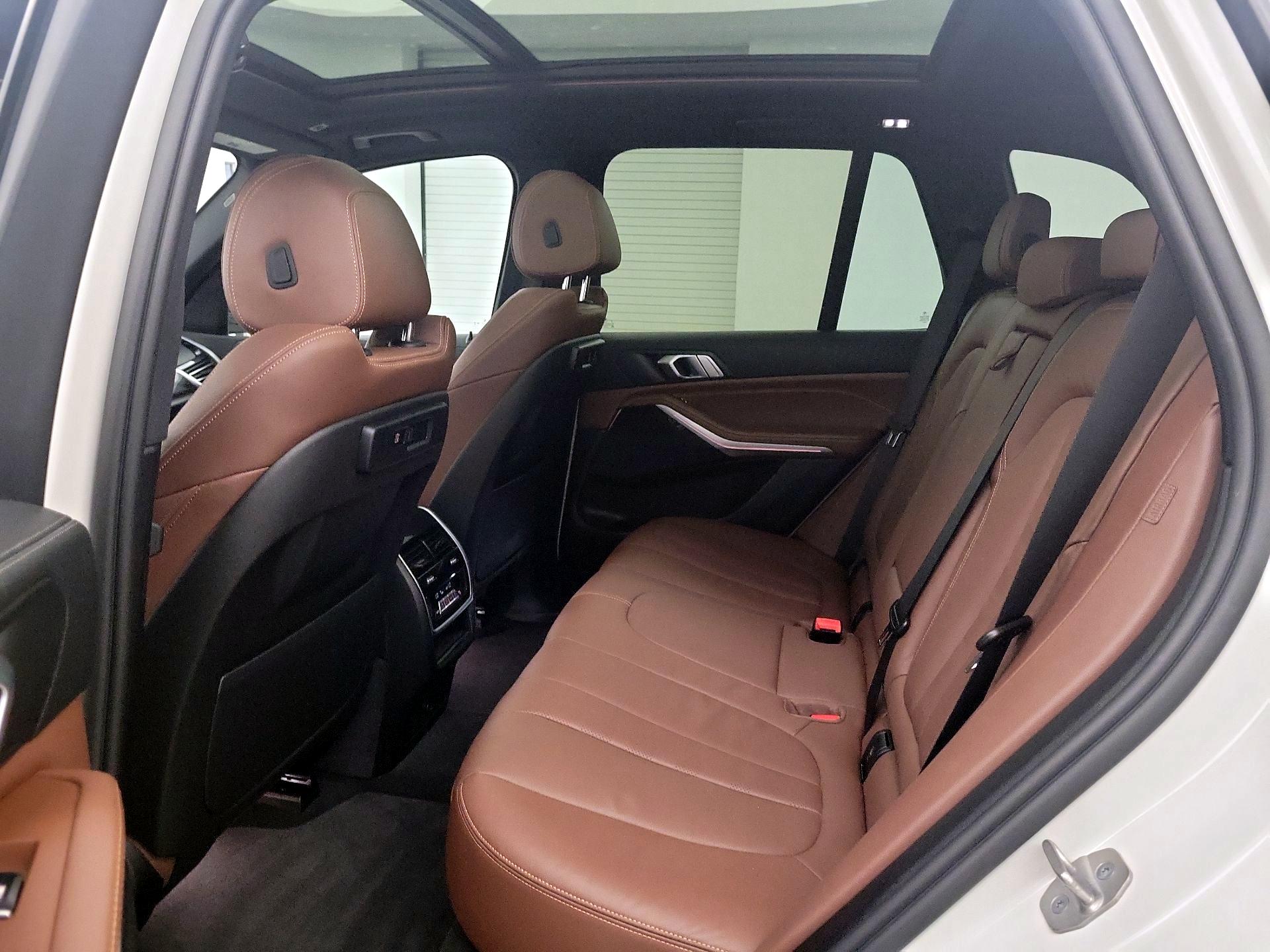 Thumbnail: 2021 BMW X5 - 19