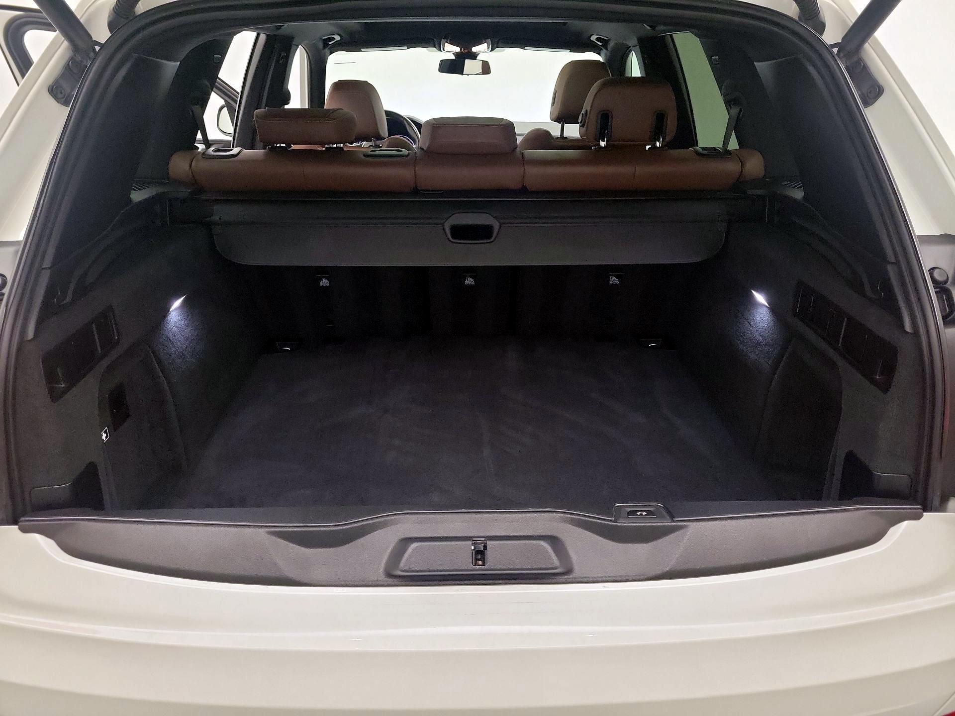 Thumbnail: 2021 BMW X5 - 20