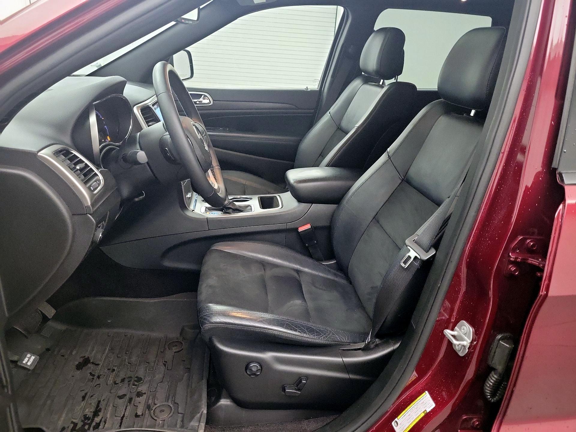 Thumbnail: 2018 Jeep Grand Cherokee - 11