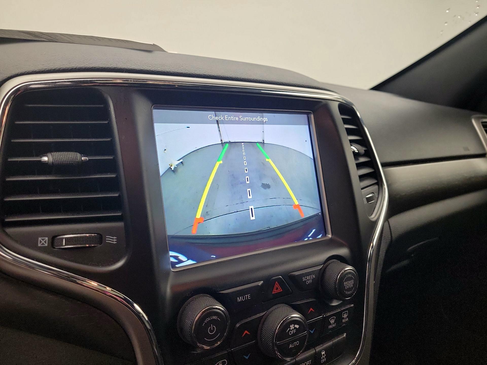 Thumbnail: 2018 Jeep Grand Cherokee - 14