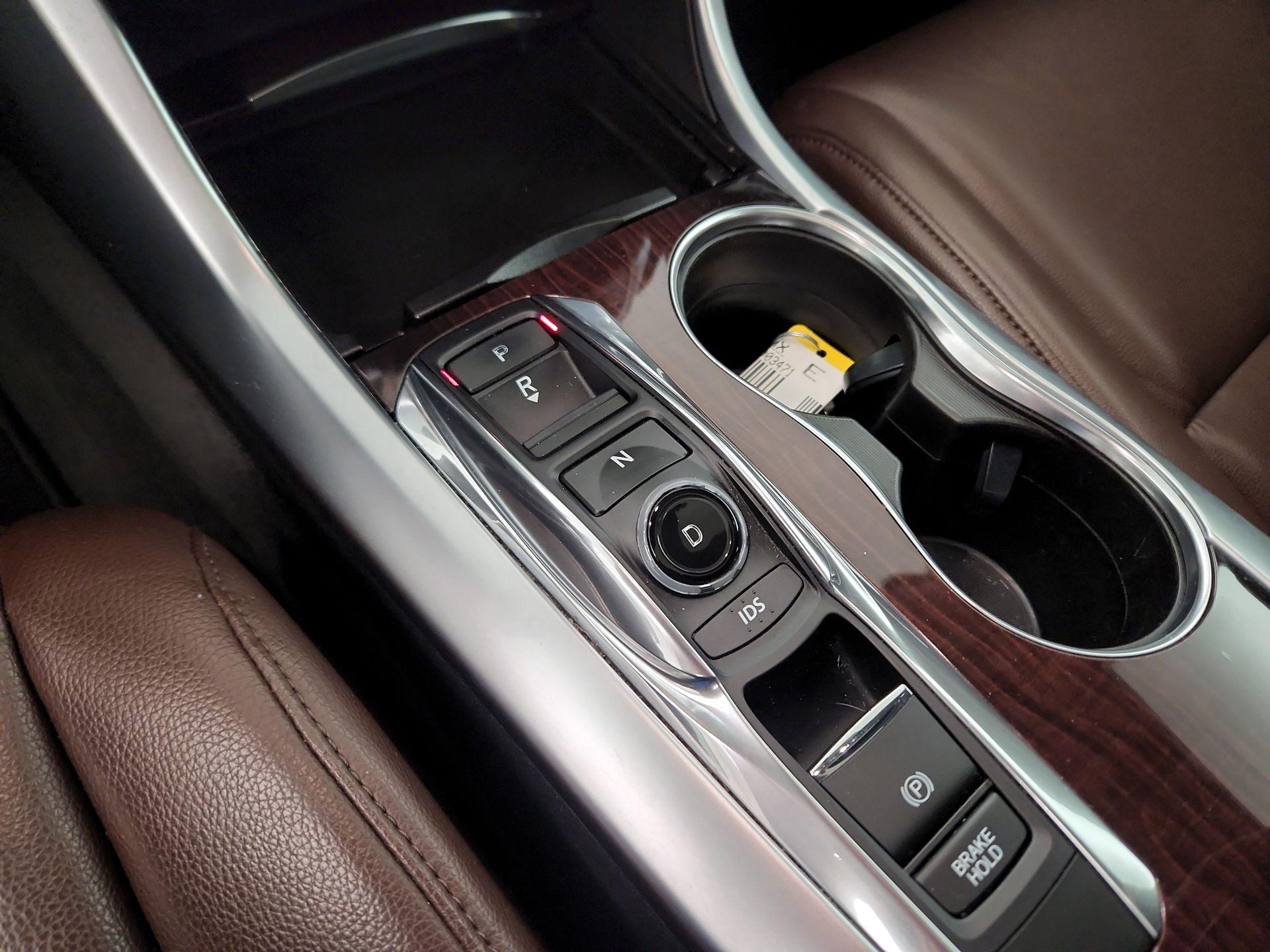 Thumbnail: 2016 Acura TLX - 15