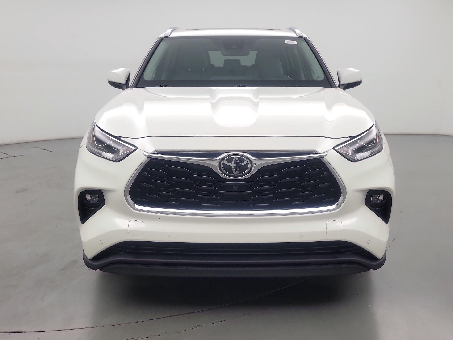 Thumbnail: 2020 Toyota Highlander - 2