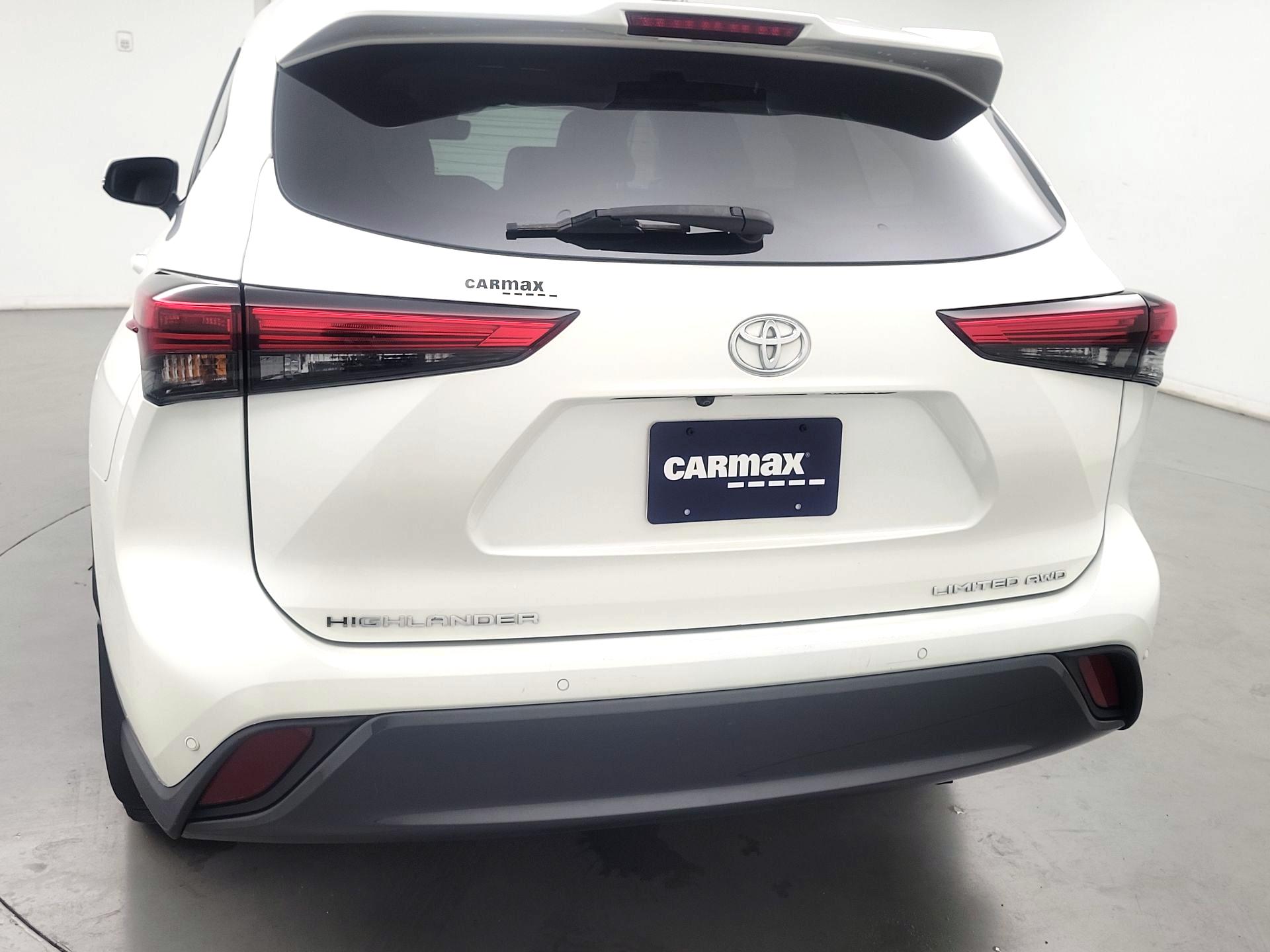 Thumbnail: 2020 Toyota Highlander - 6