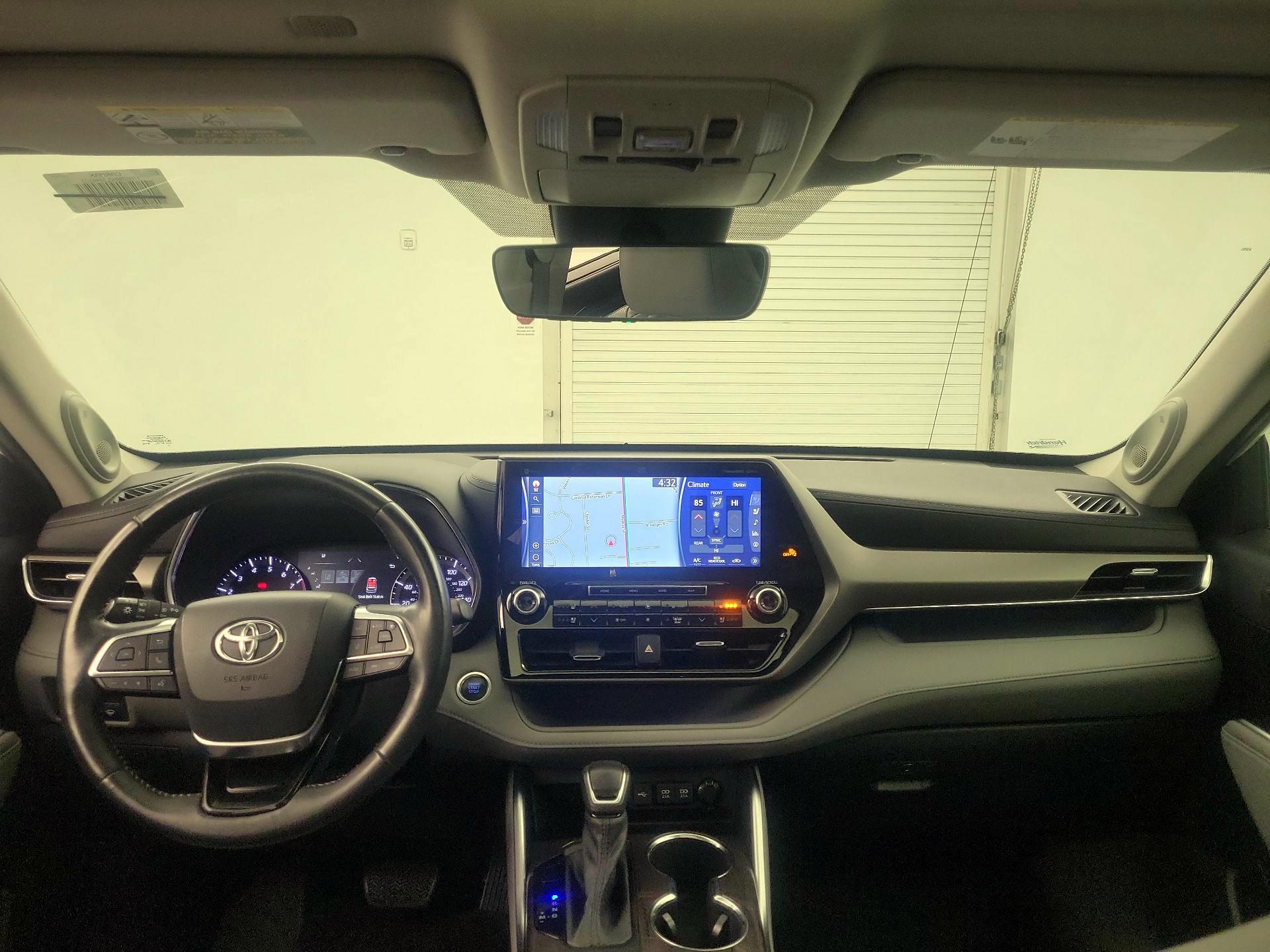 Thumbnail: 2020 Toyota Highlander - 8