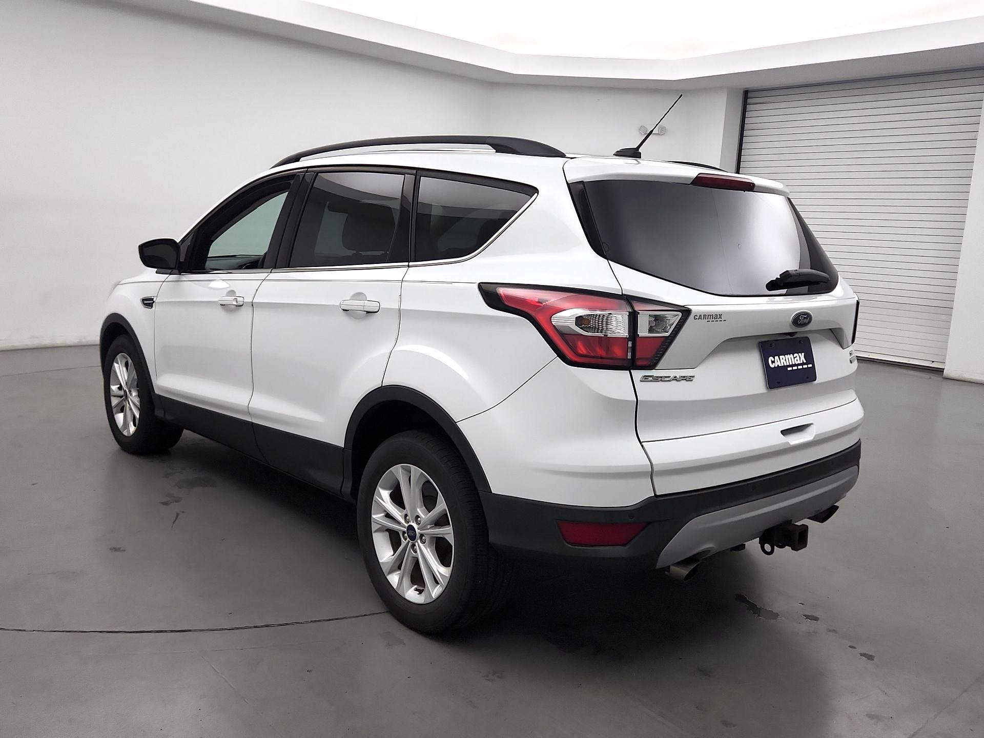 Thumbnail: 2017 Ford Escape - 7
