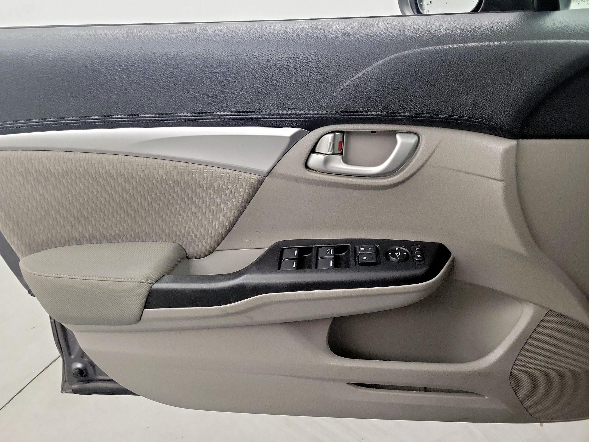 Thumbnail: 2015 Honda Civic - 10