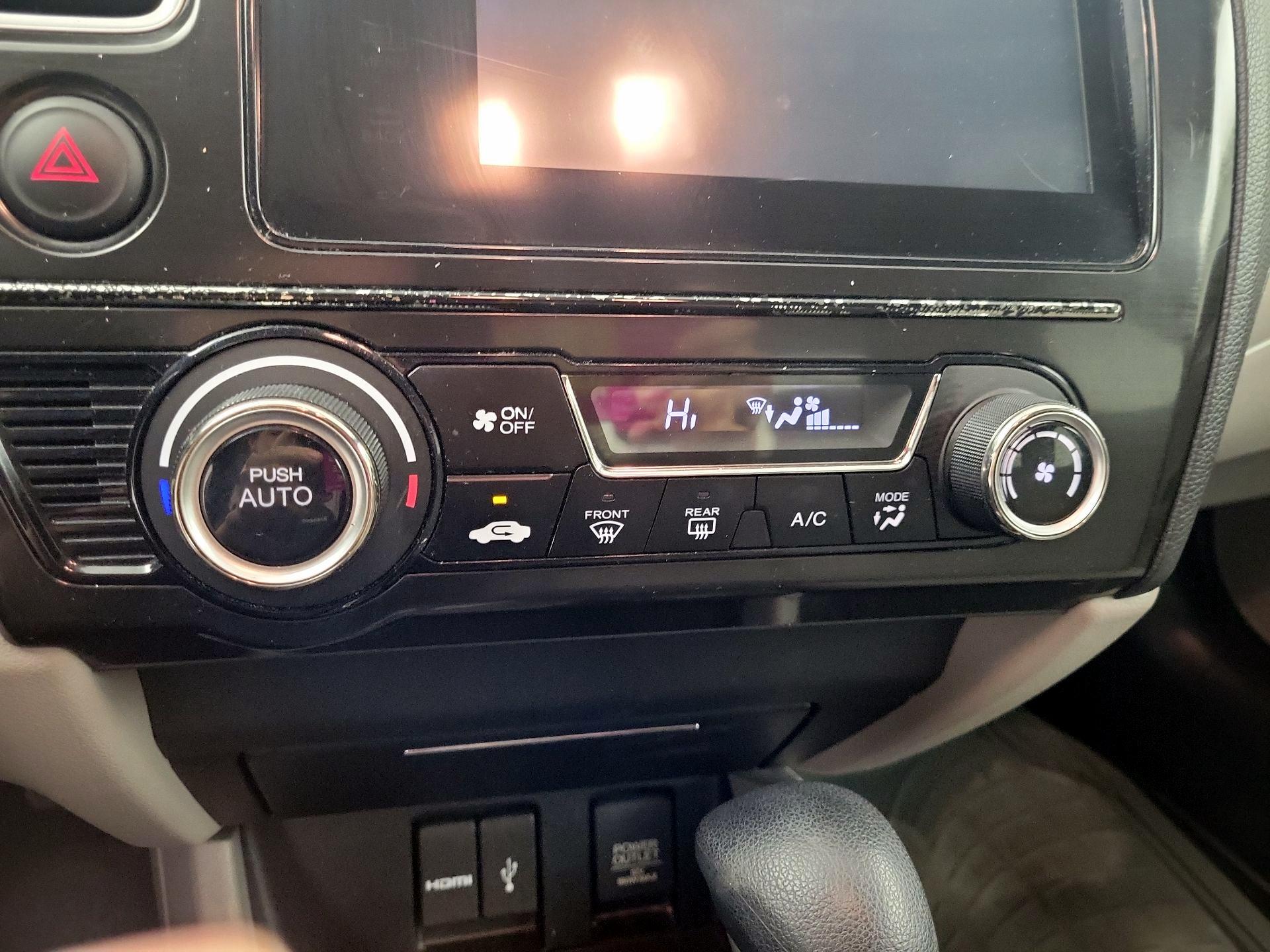 Thumbnail: 2015 Honda Civic - 14