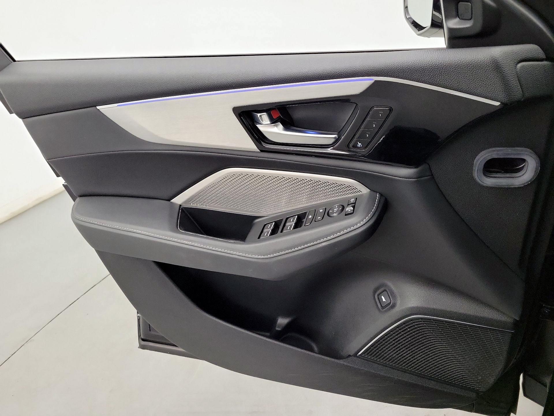 Thumbnail: 2024 Acura MDX - 12