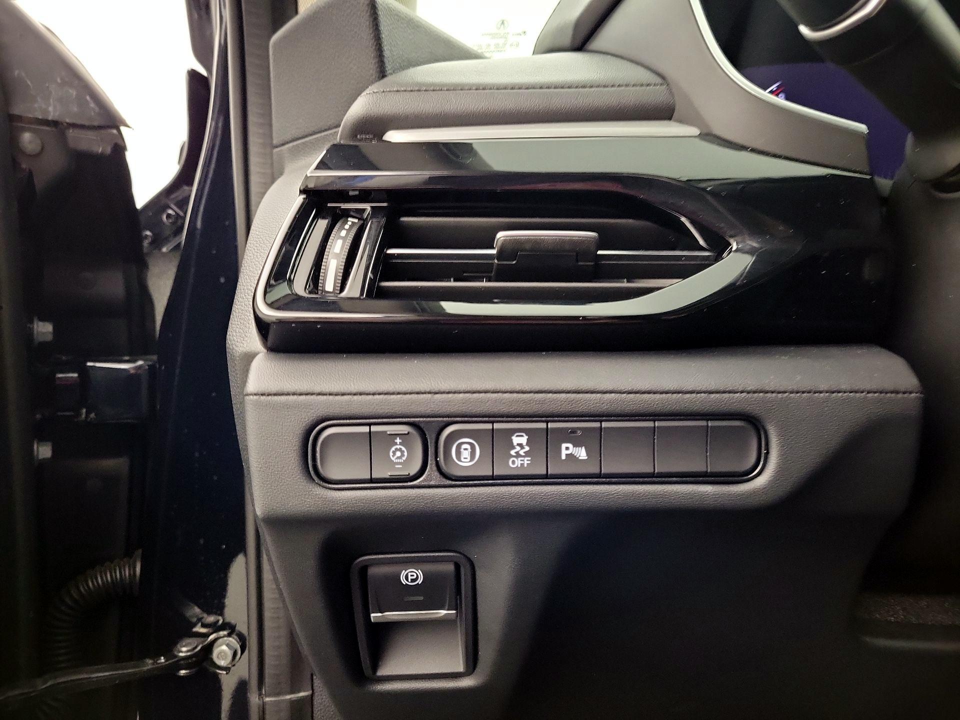 Thumbnail: 2024 Acura MDX - 13