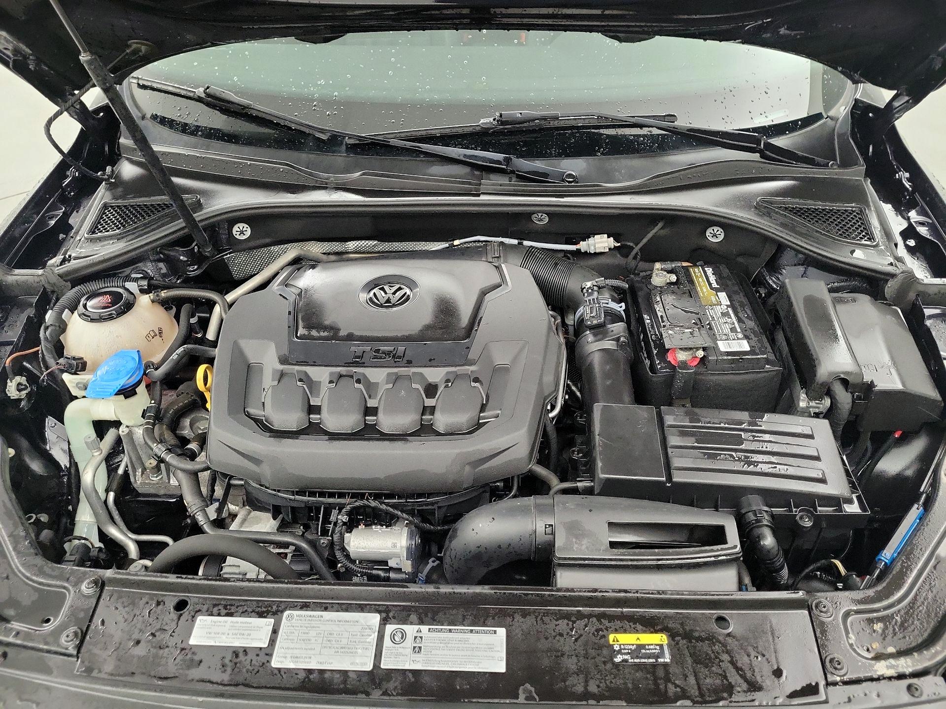 Thumbnail: 2018 Volkswagen Passat - 19