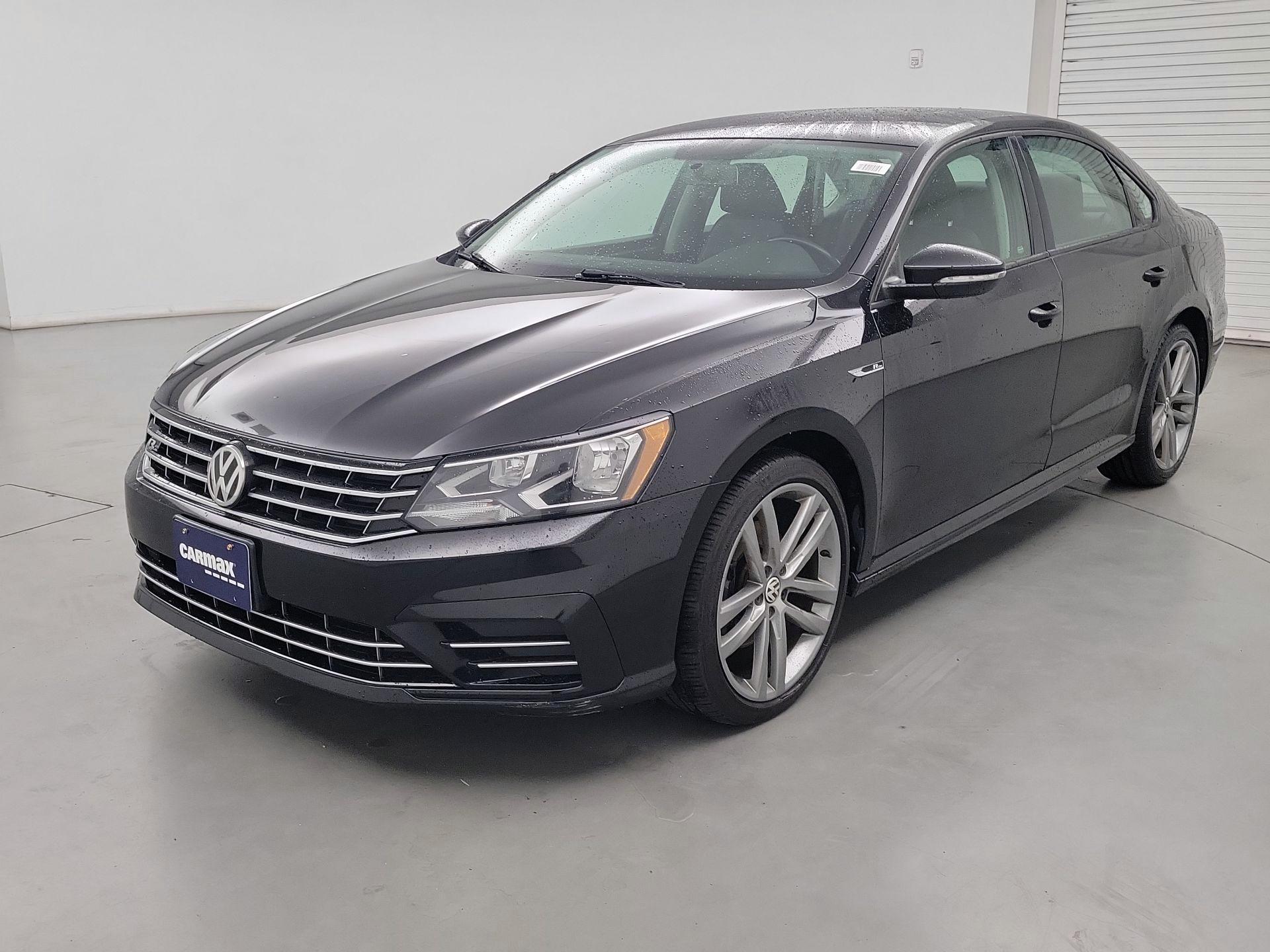 Thumbnail: 2018 Volkswagen Passat - 3