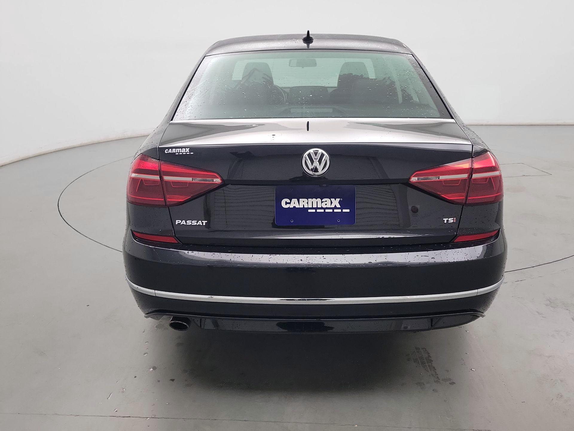 Thumbnail: 2018 Volkswagen Passat - 6