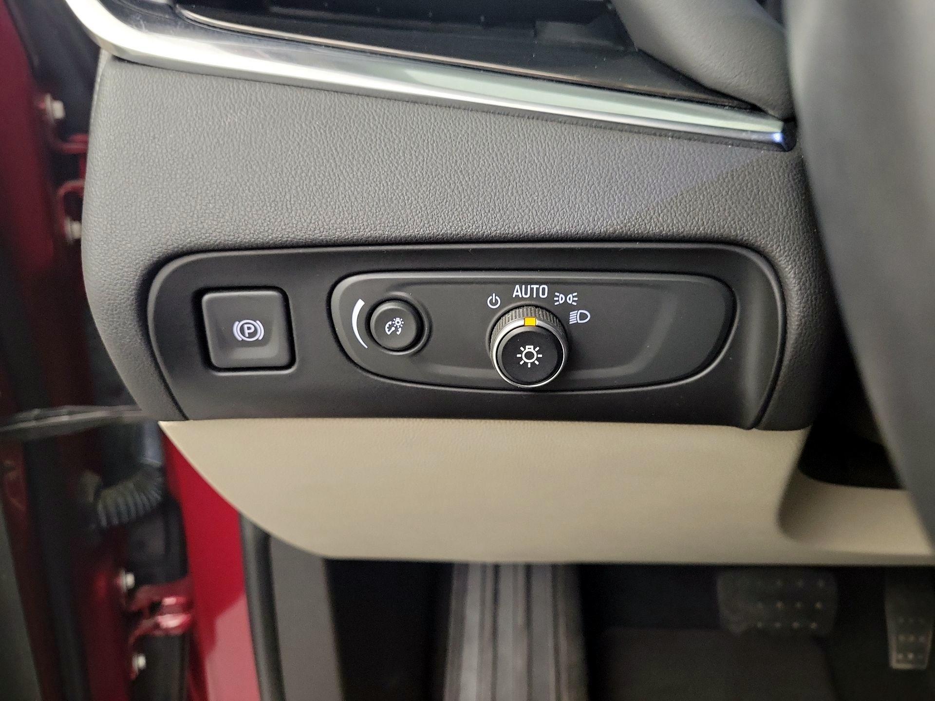 Thumbnail: 2018 Buick Enclave - 11