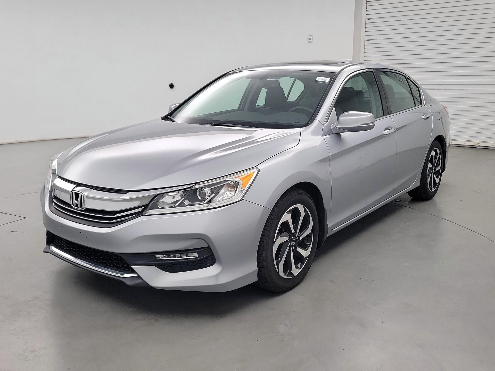 Thumbnail: 2017 Honda Accord - 3