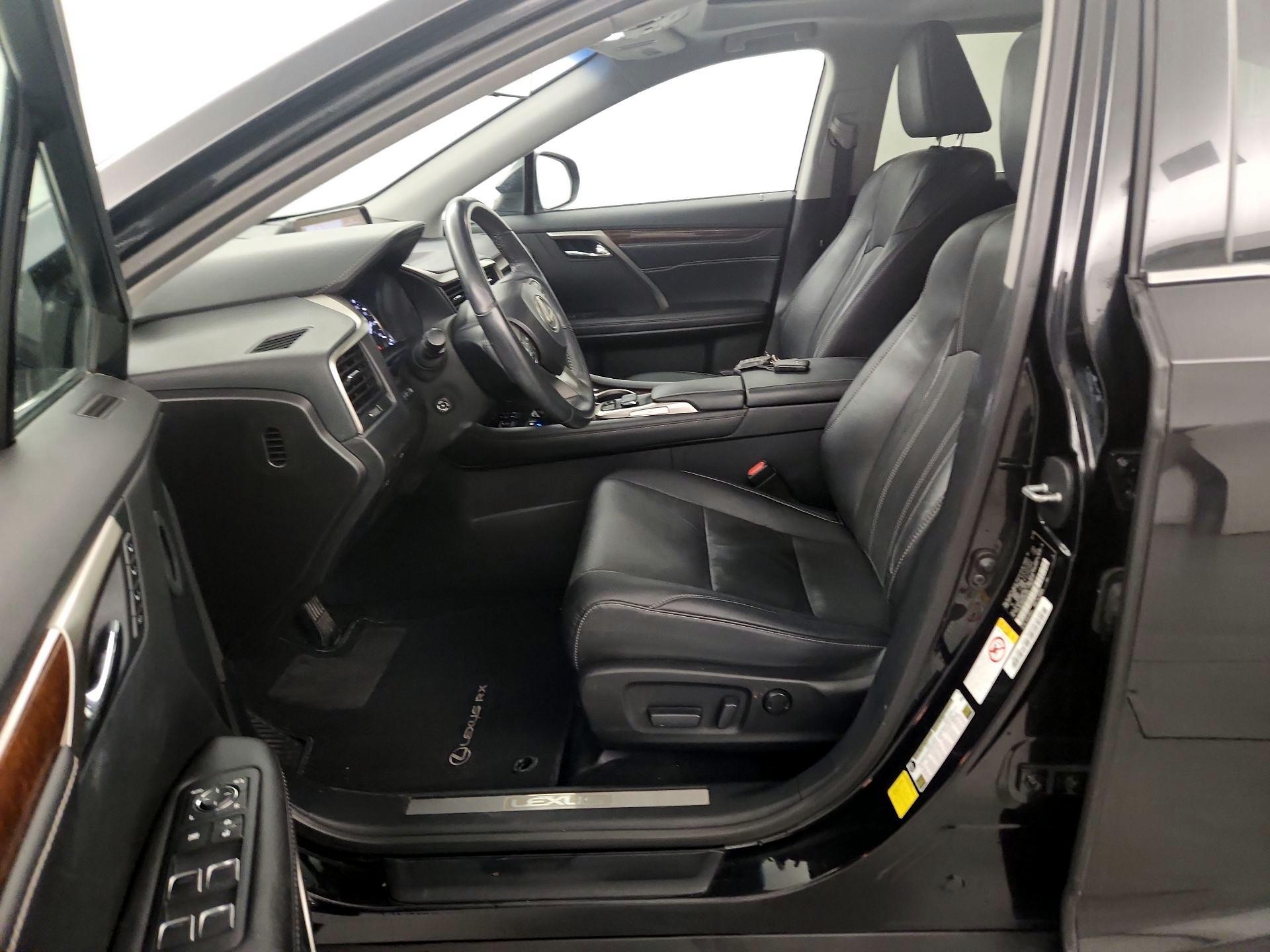 Thumbnail: 2016 Lexus RX - 9