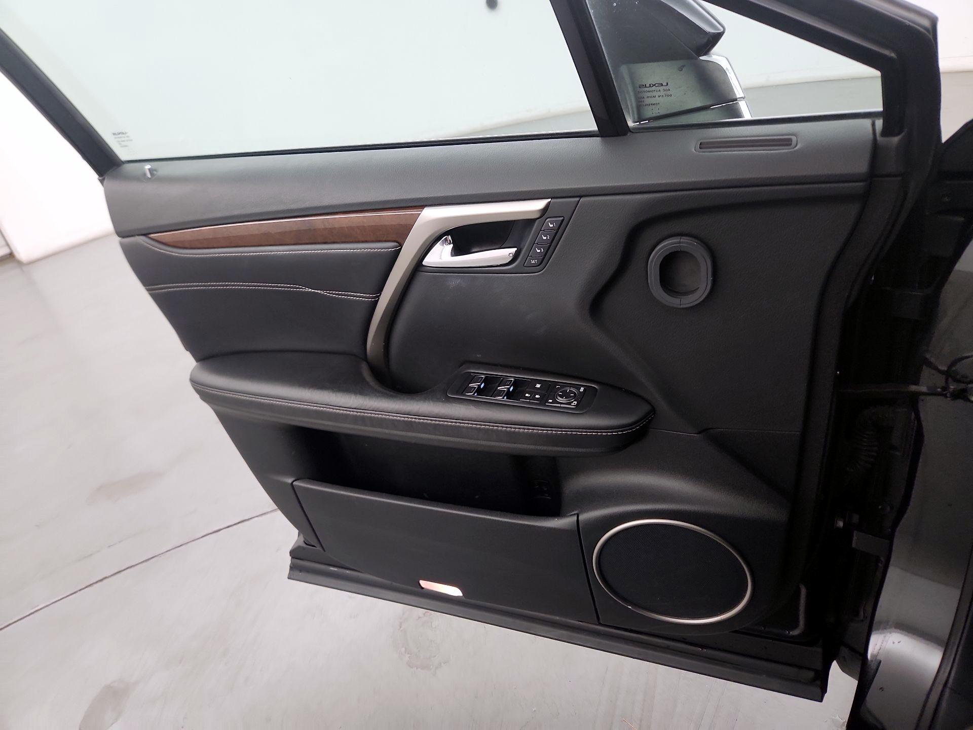 Thumbnail: 2016 Lexus RX - 10