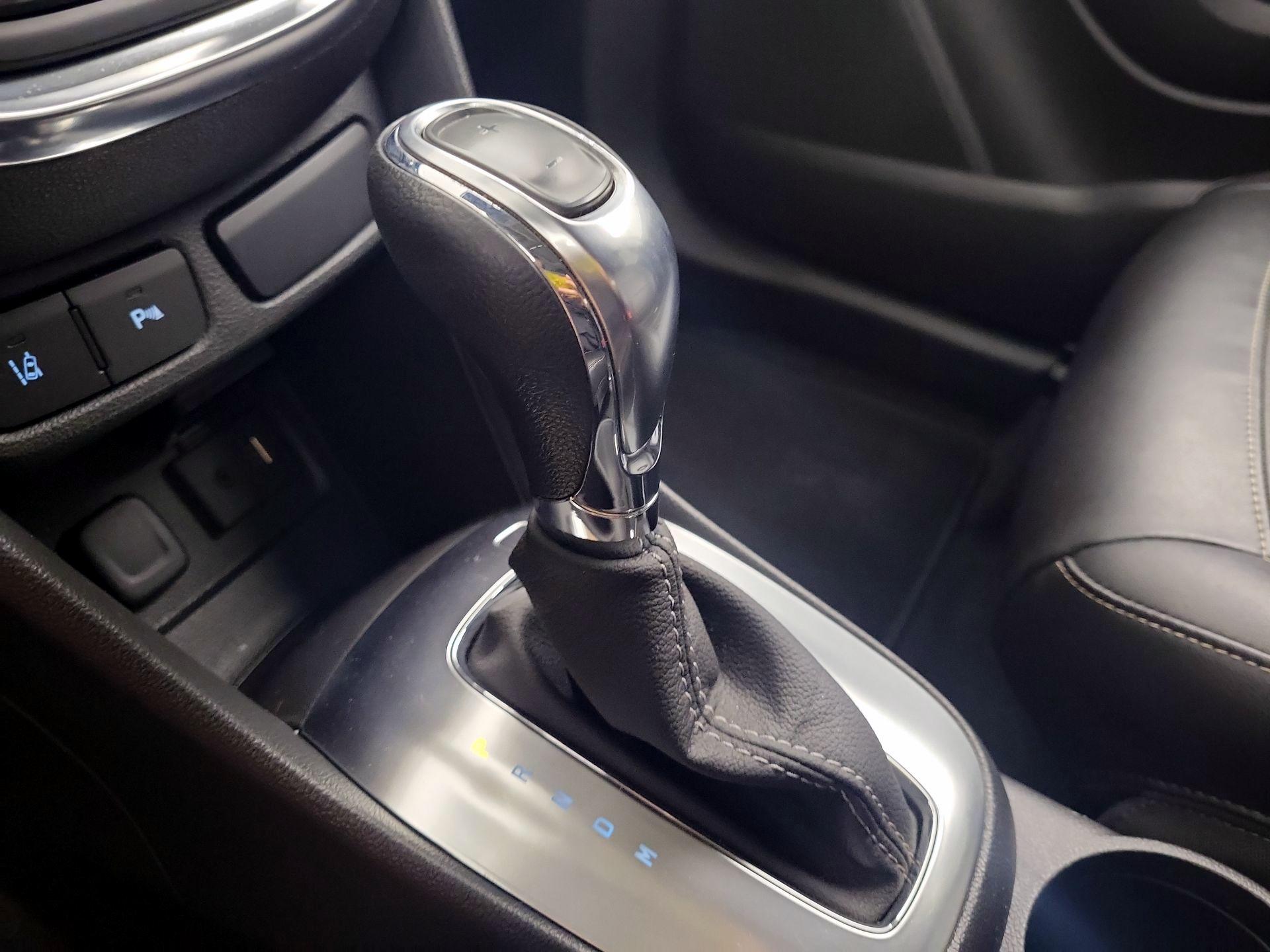 Thumbnail: 2016 Buick Encore - 18