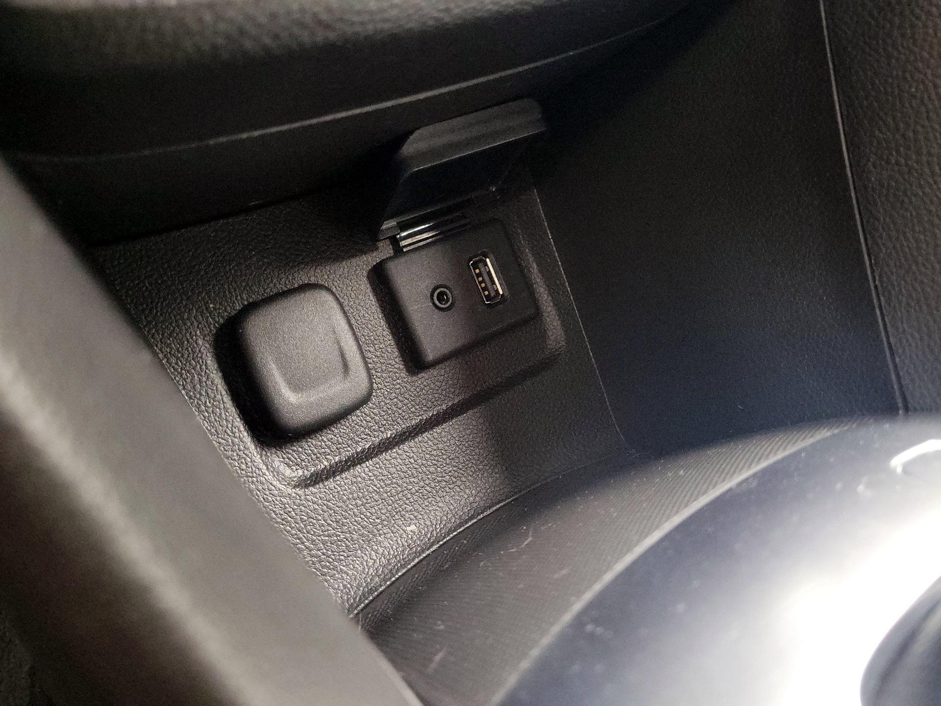 Thumbnail: 2016 Buick Encore - 19