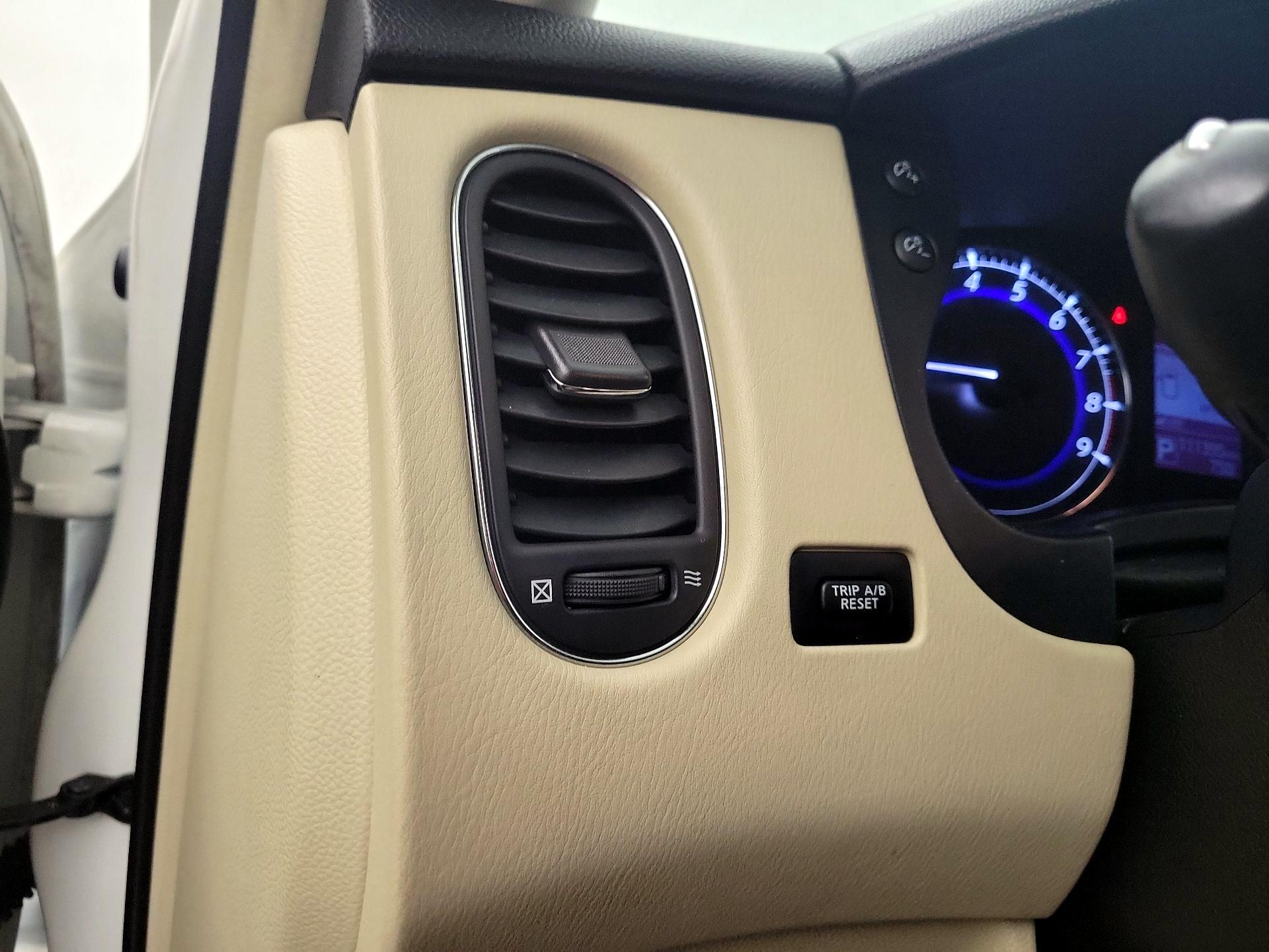 Thumbnail: 2017 INFINITI QX50 - 11