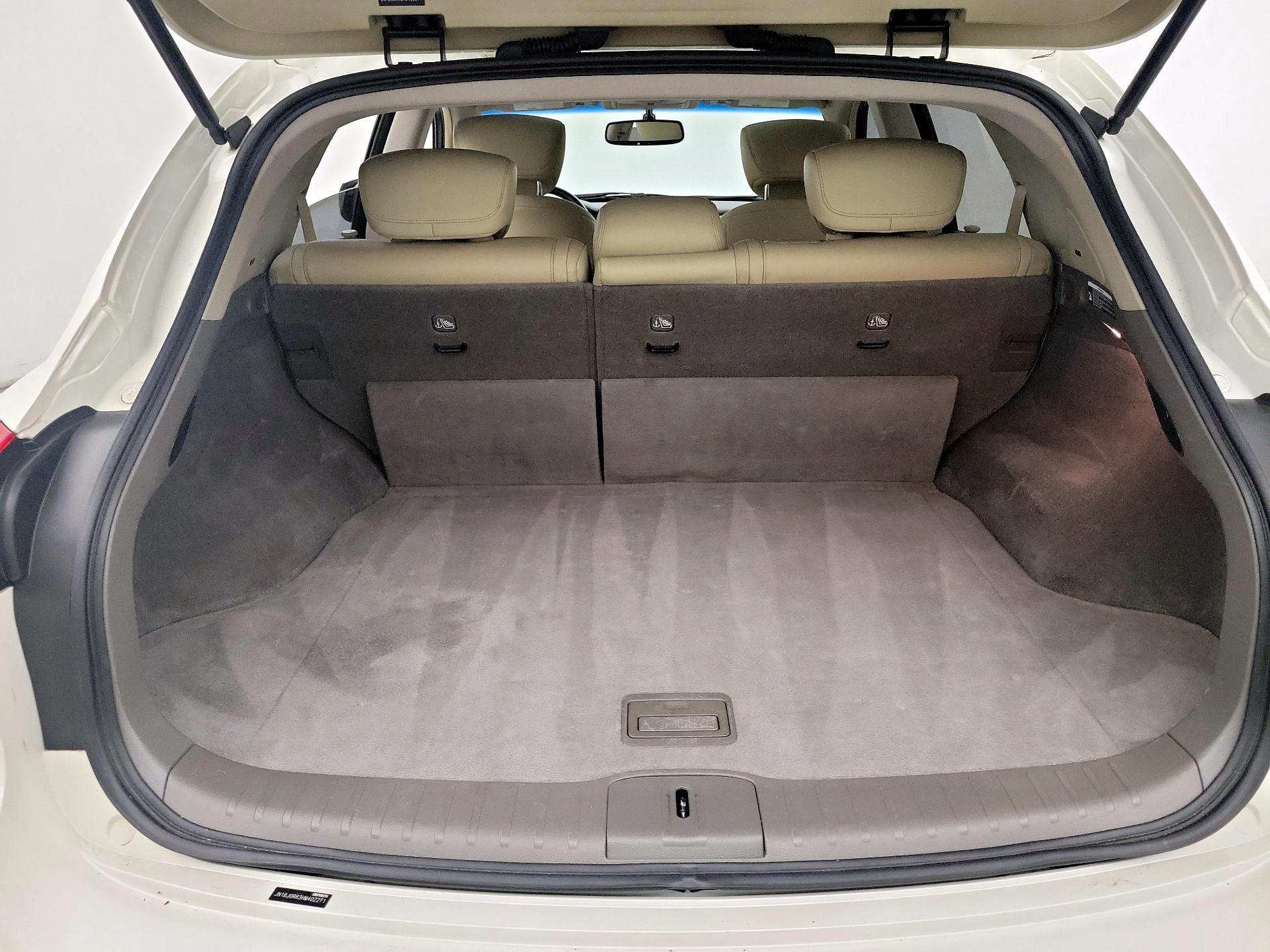 Thumbnail: 2017 INFINITI QX50 - 18