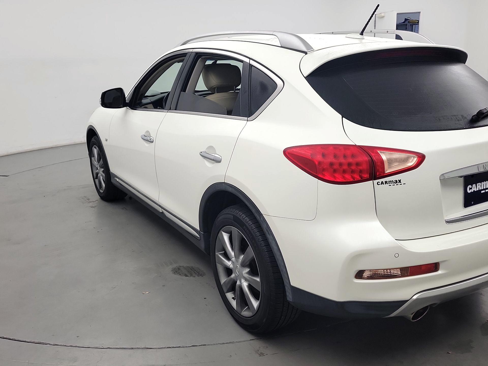 Thumbnail: 2017 INFINITI QX50 - 7