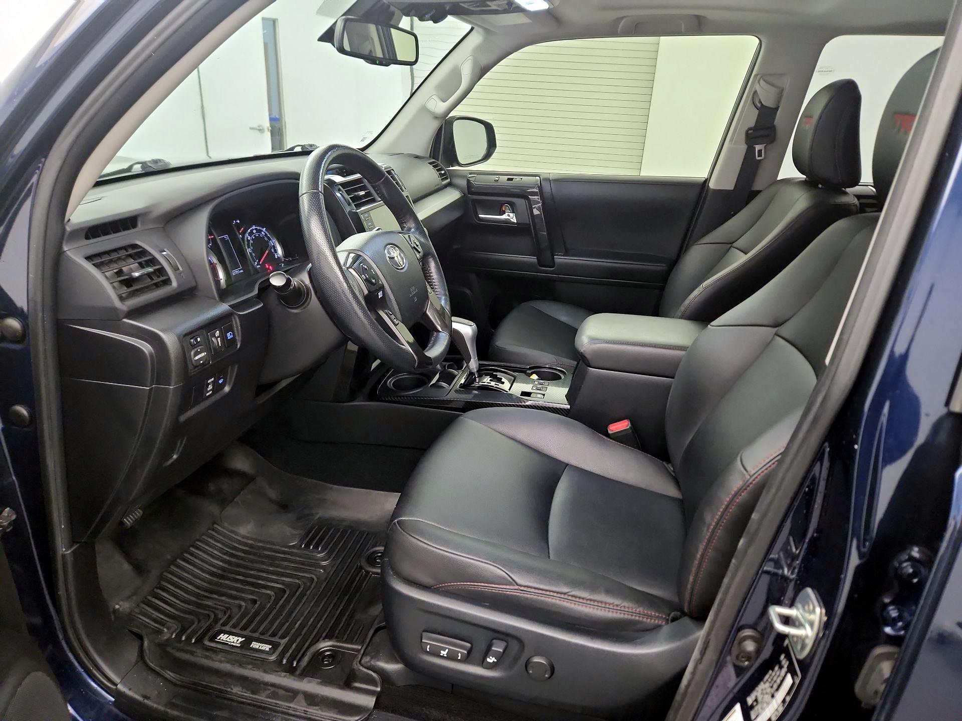 Thumbnail: 2023 Toyota 4Runner - 9