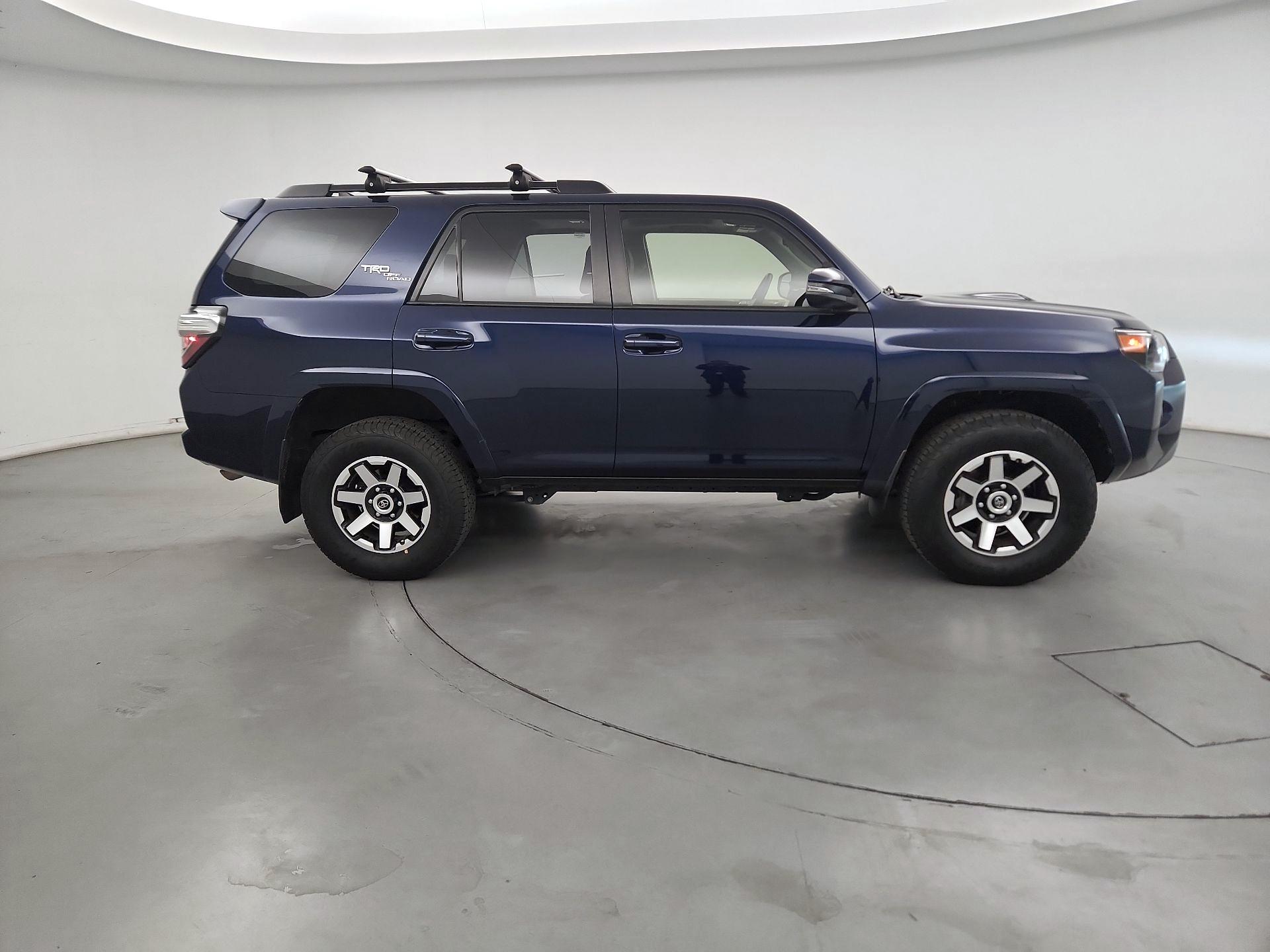 Thumbnail: 2023 Toyota 4Runner - 4