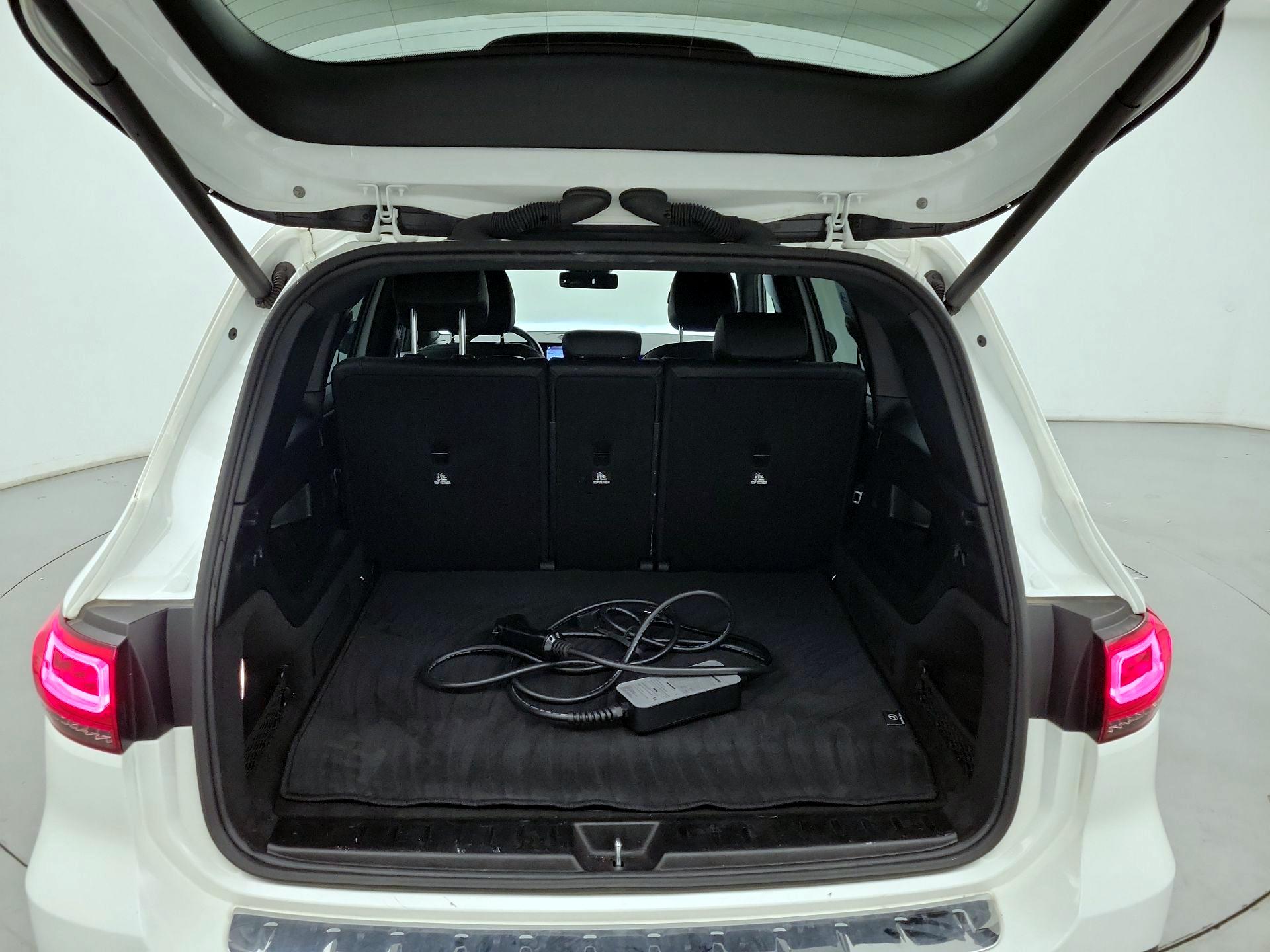 Thumbnail: 2023 Mercedes-Benz EQB - 19