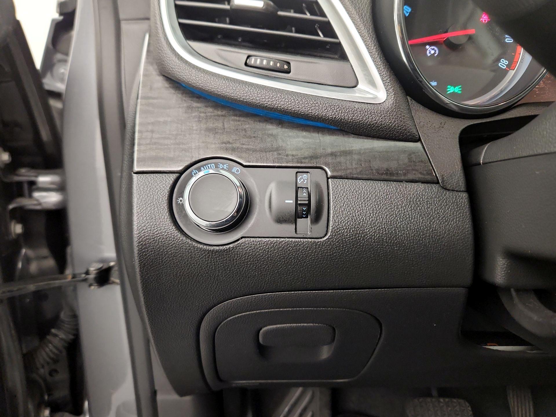 Thumbnail: 2015 Buick Encore - 11