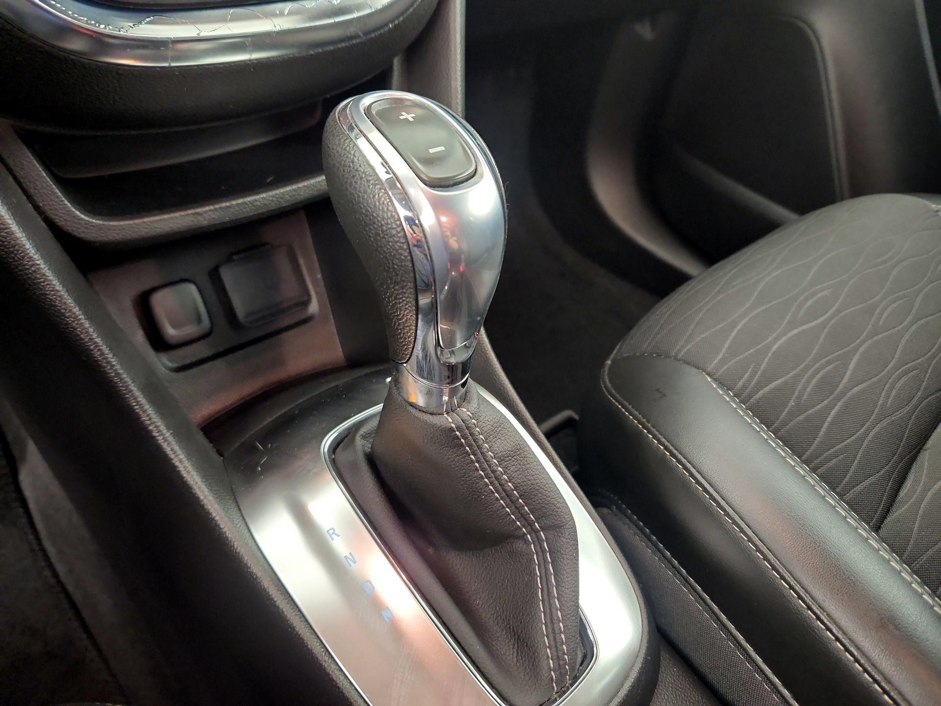 Thumbnail: 2015 Buick Encore - 15