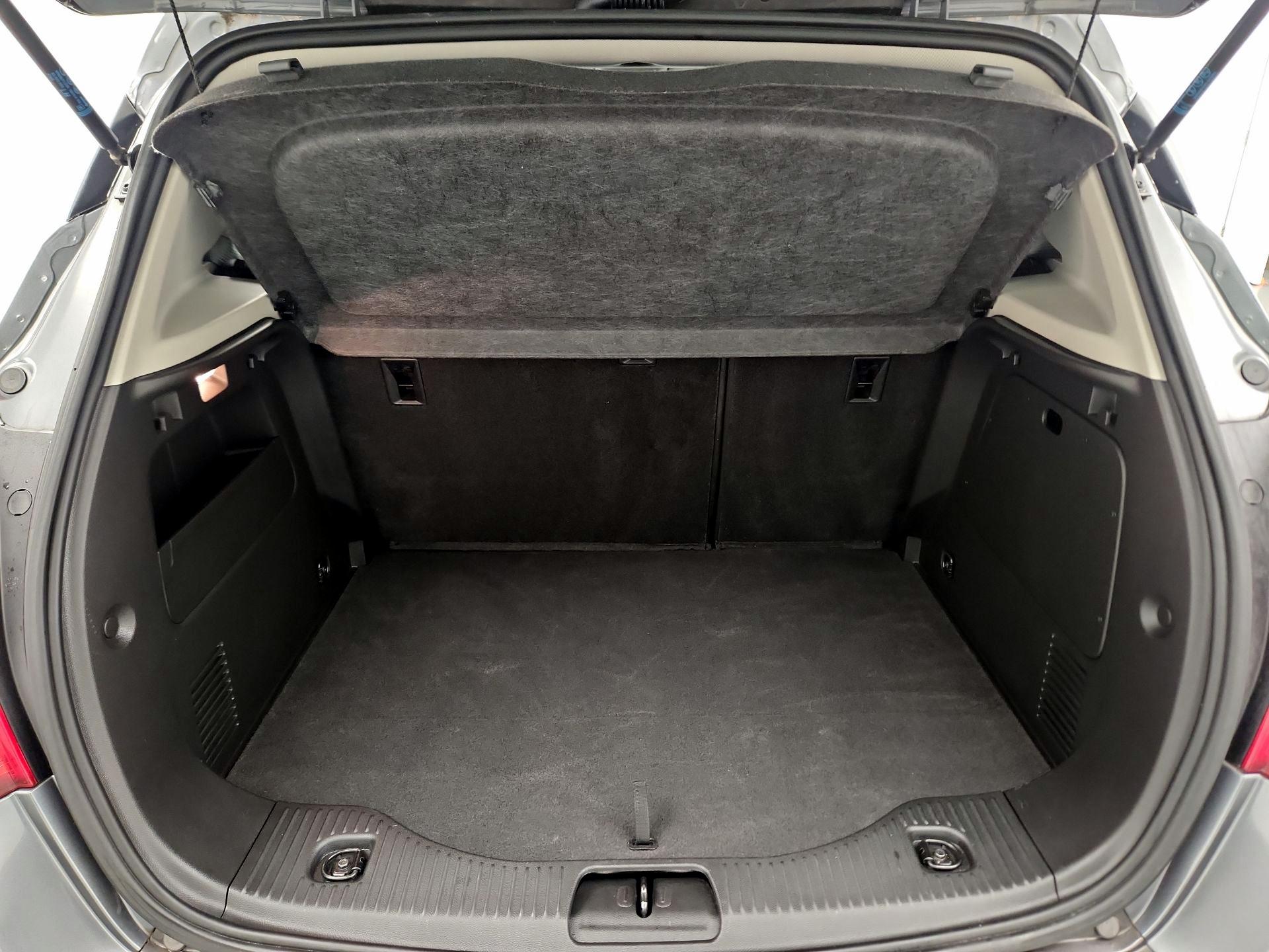 Thumbnail: 2015 Buick Encore - 18