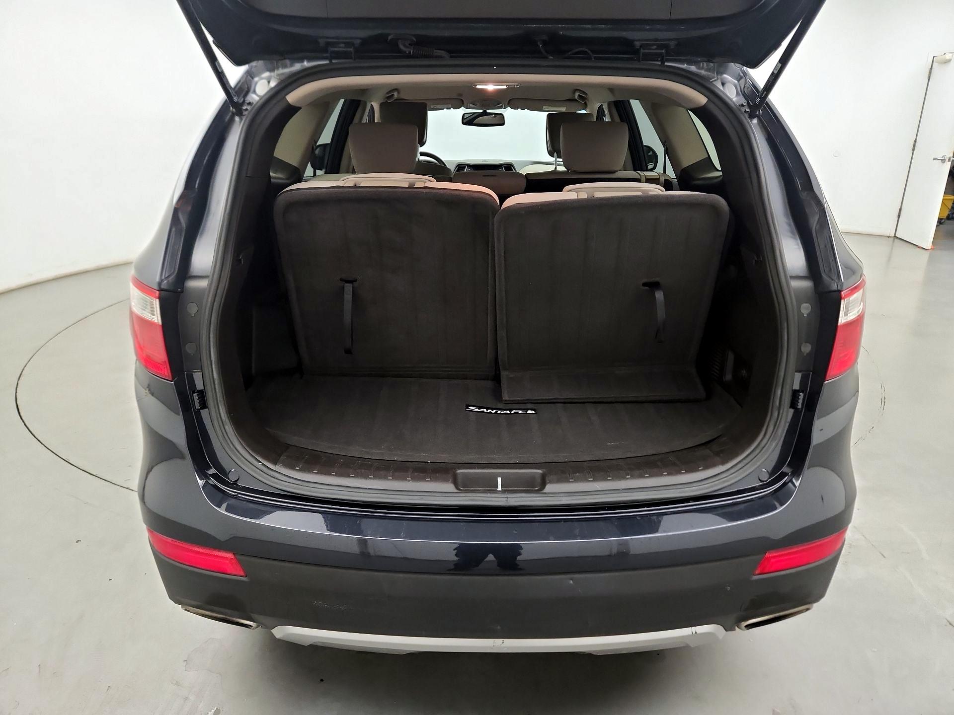 Thumbnail: 2015 Hyundai Santa Fe - 18