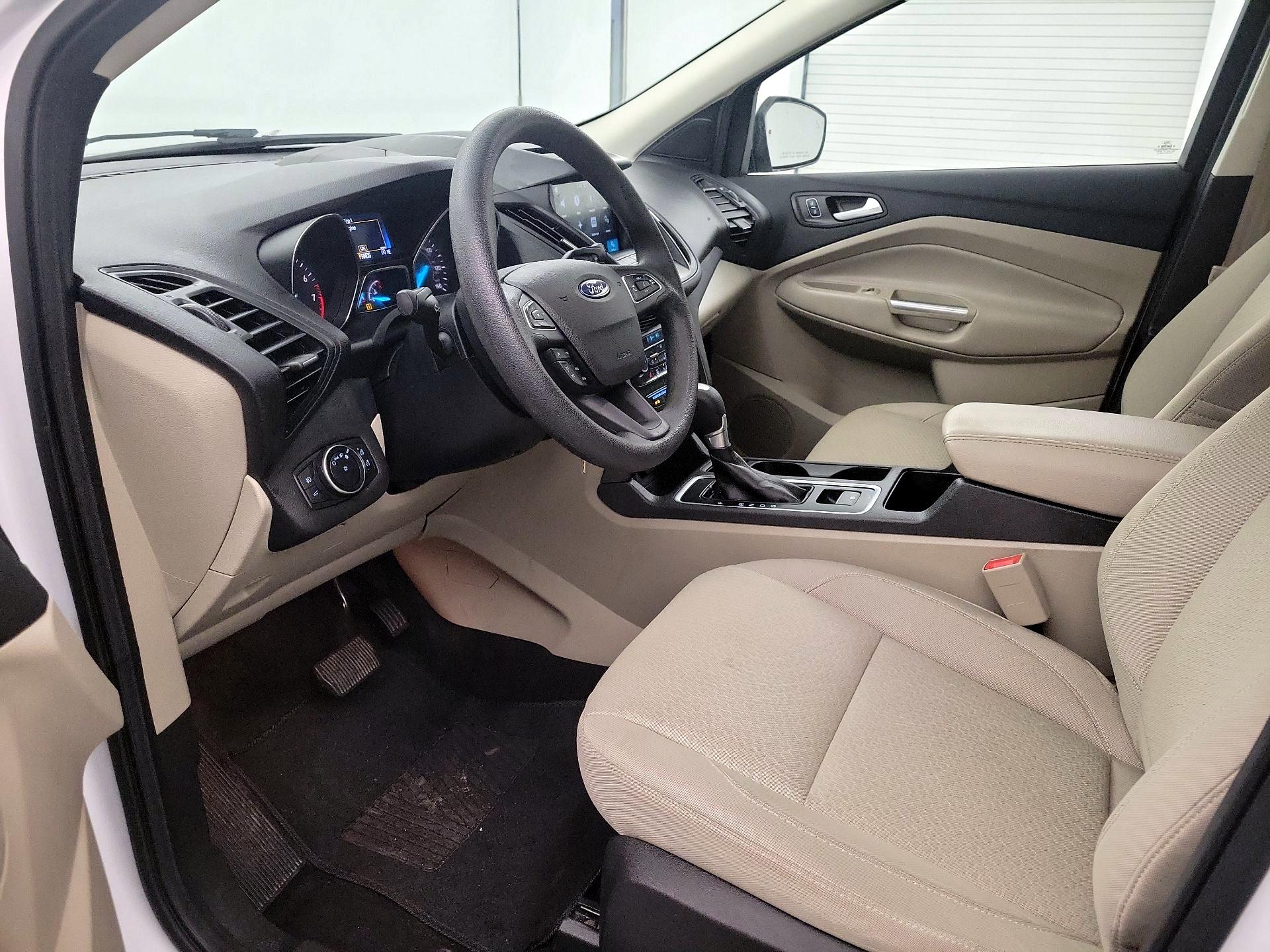 Thumbnail: 2017 Ford Escape - 9