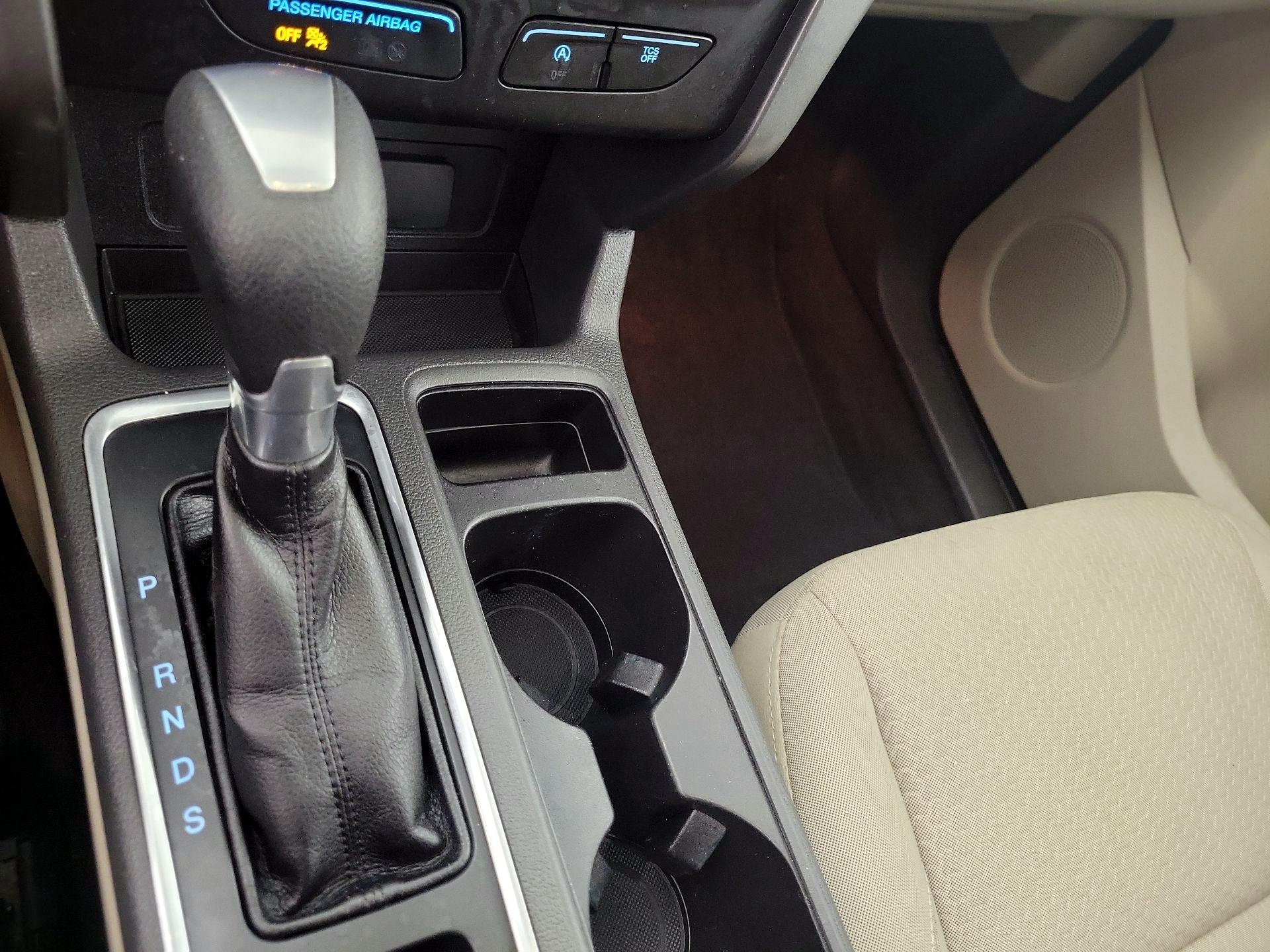 Thumbnail: 2017 Ford Escape - 15