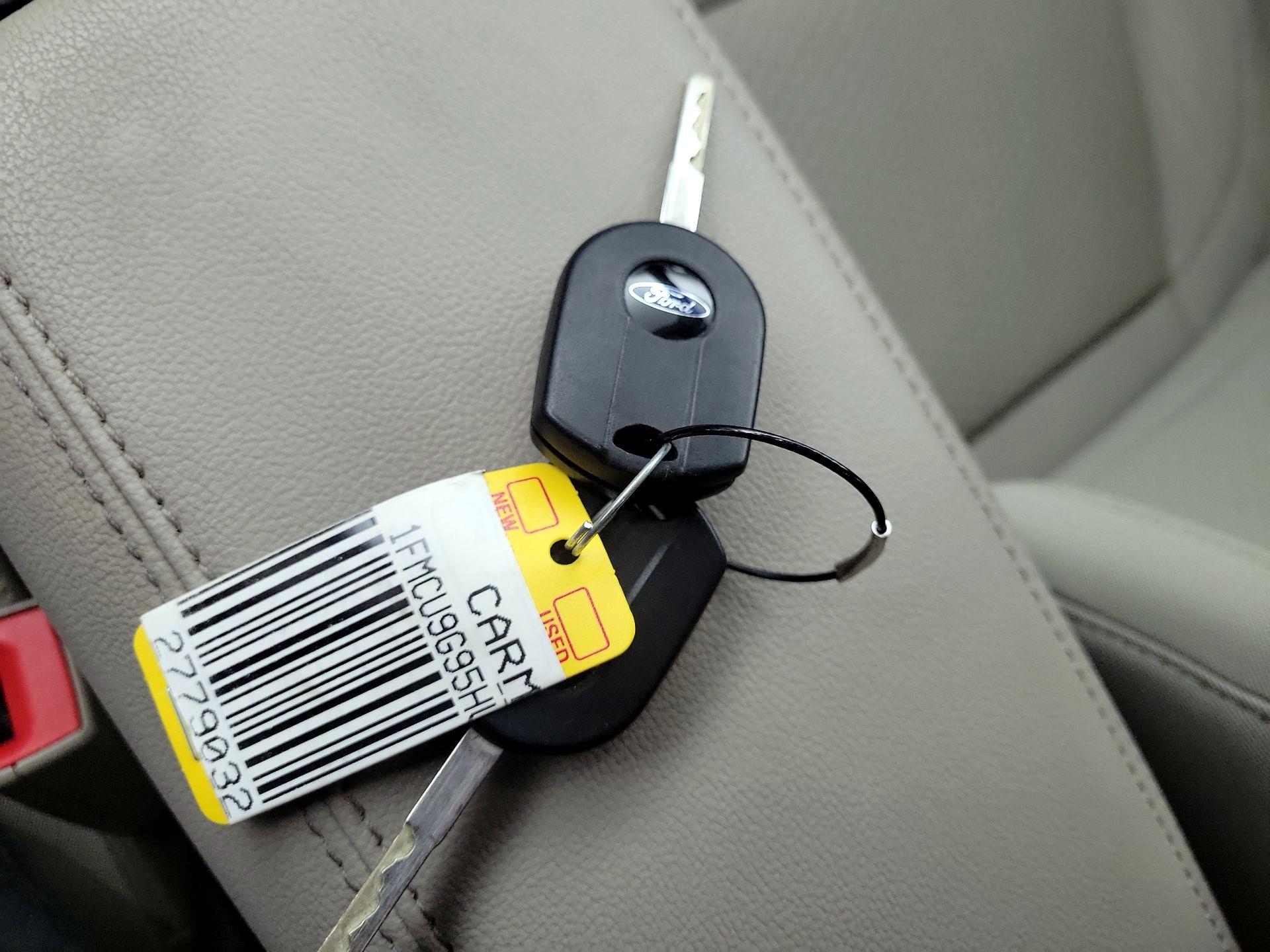 Thumbnail: 2017 Ford Escape - 20