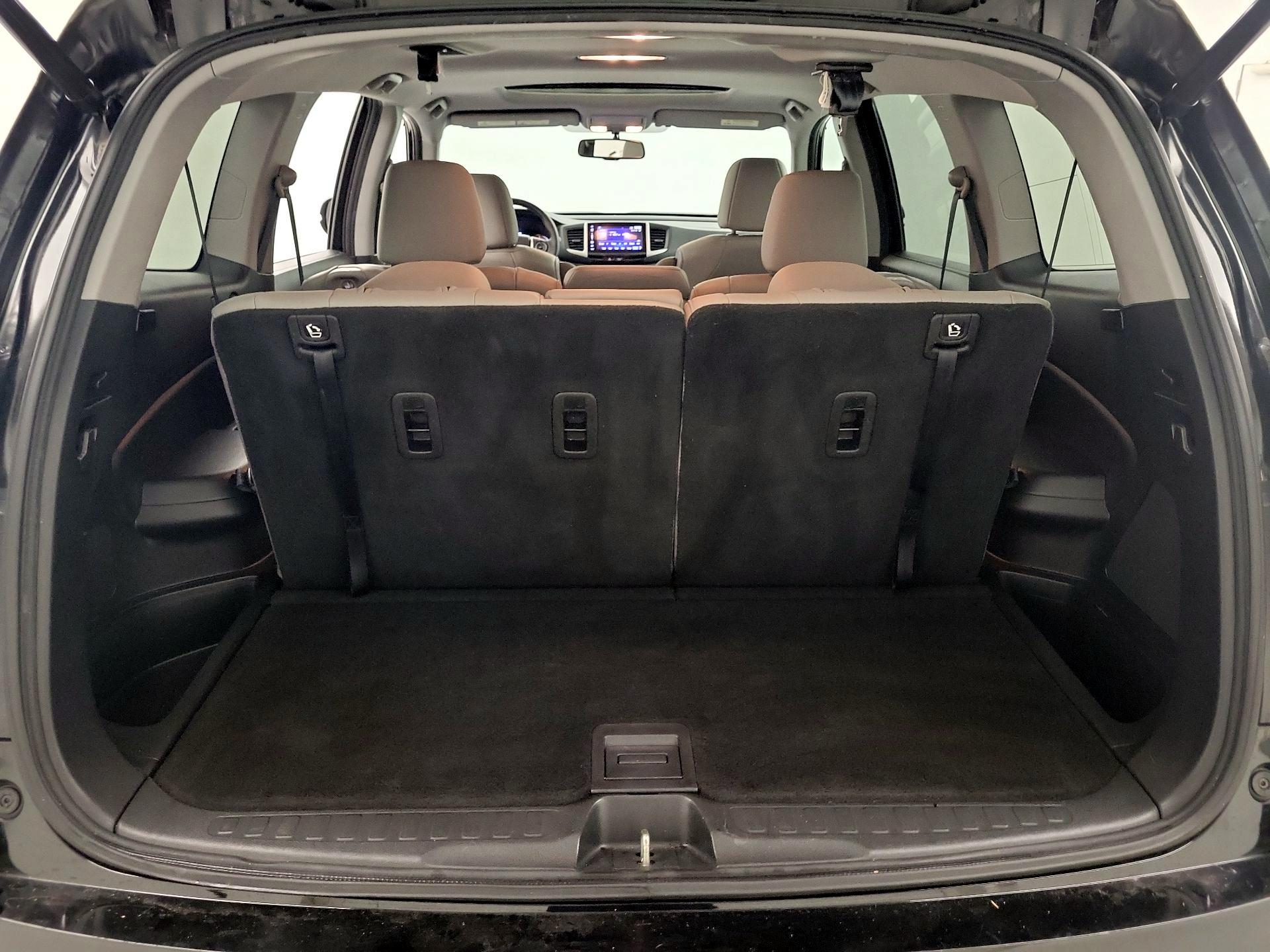 Thumbnail: 2018 Honda Pilot - 20