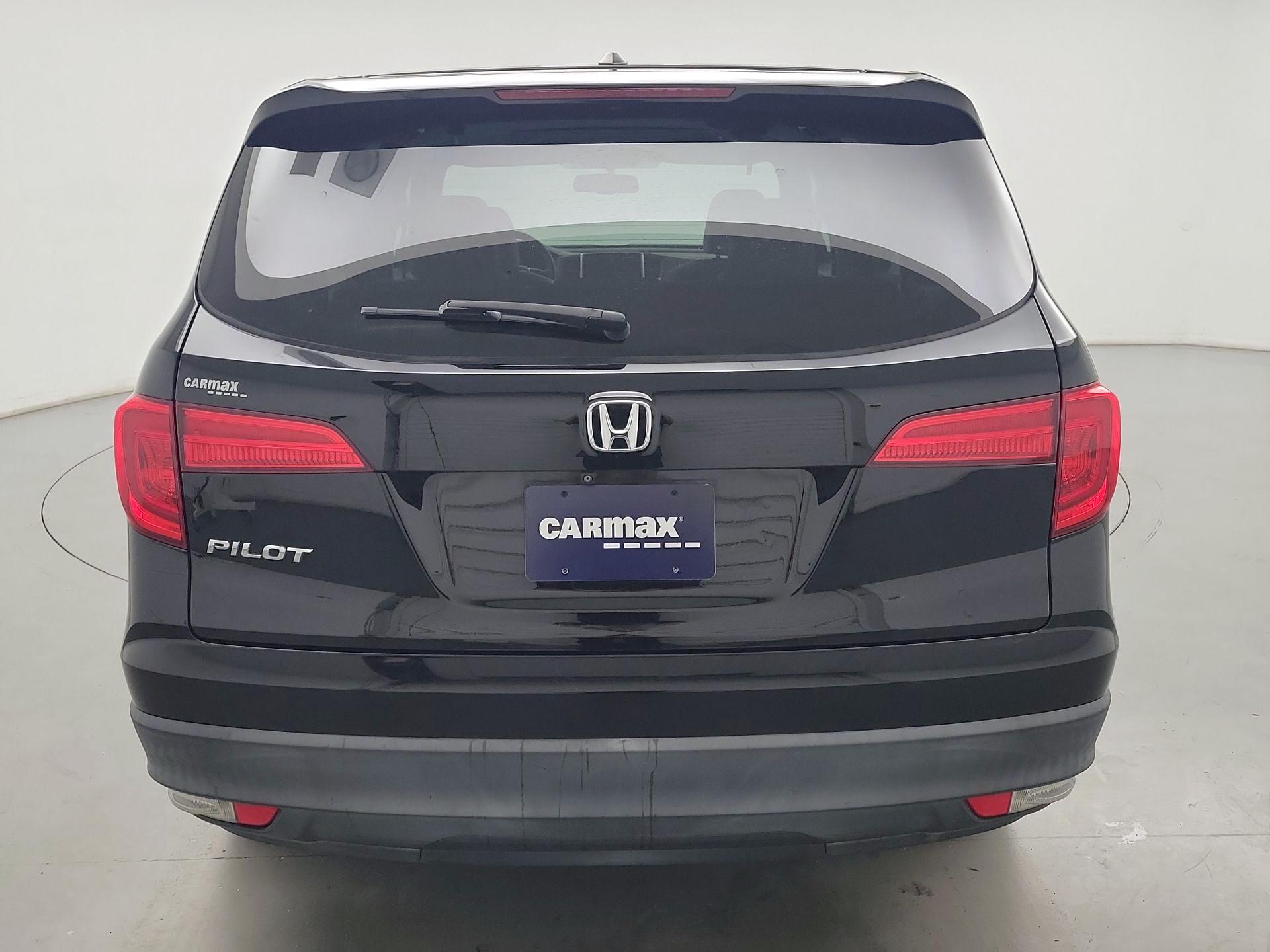 Thumbnail: 2018 Honda Pilot - 6