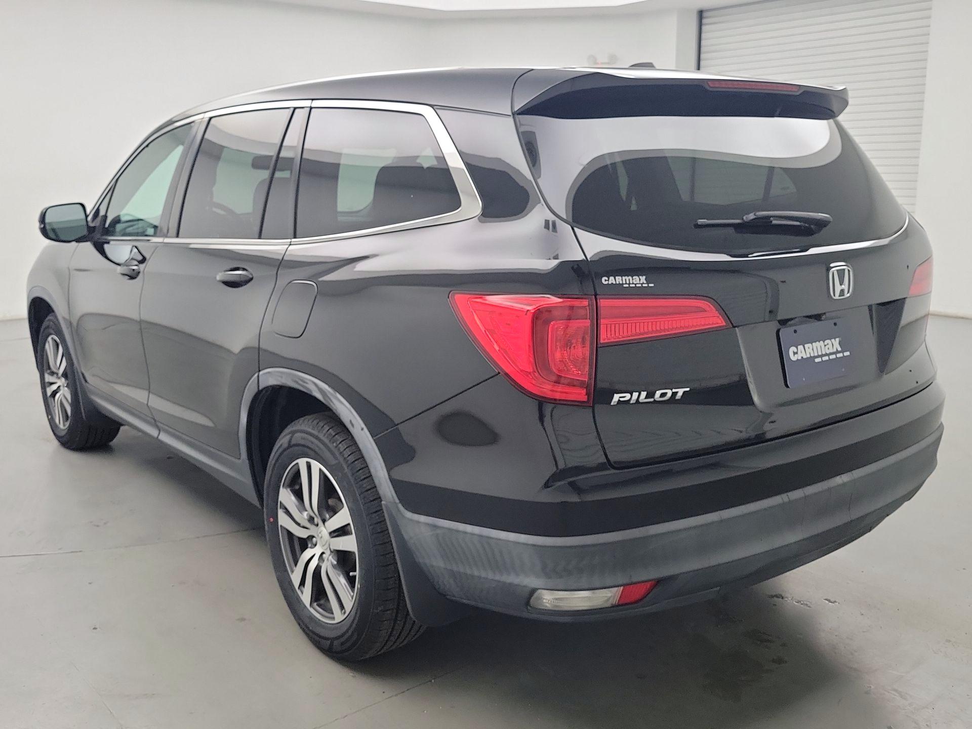 Thumbnail: 2018 Honda Pilot - 7