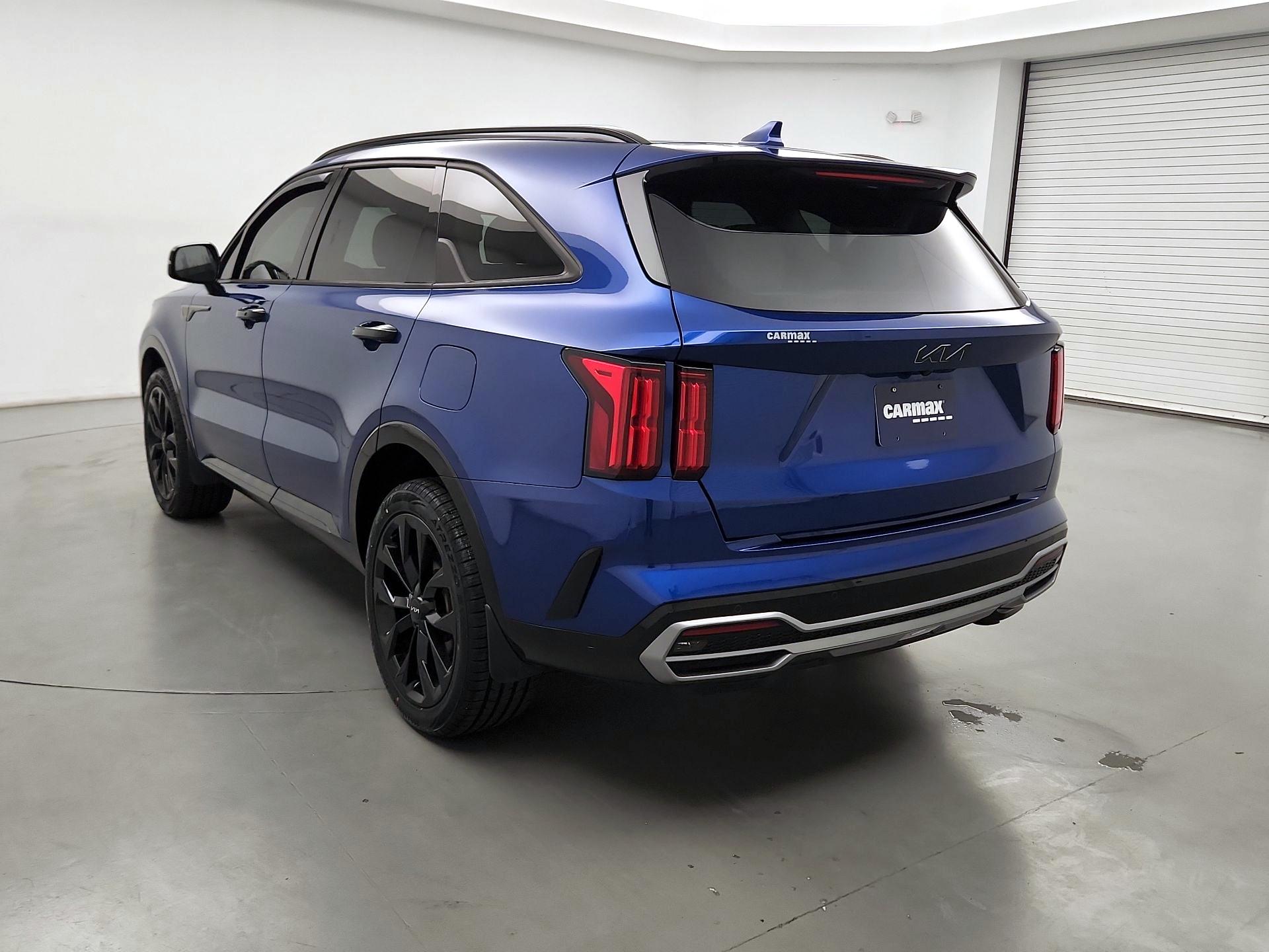 Thumbnail: 2023 Kia Sorento - 7