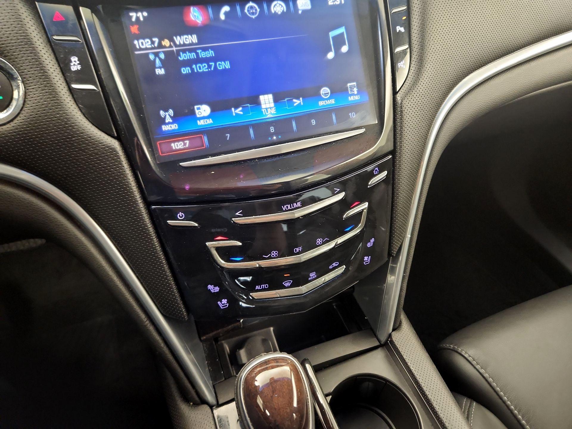 Thumbnail: 2016 Cadillac XTS - 16