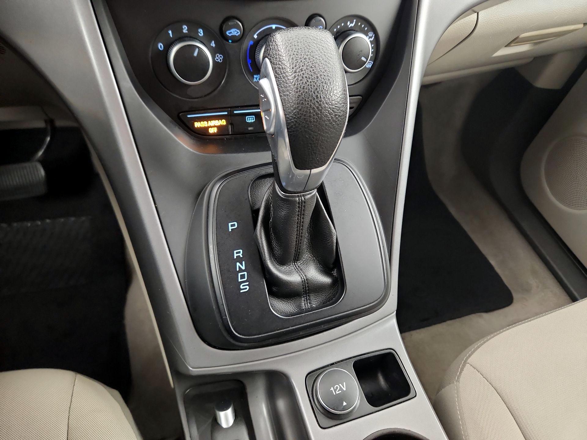 Thumbnail: 2015 Ford Escape - 15