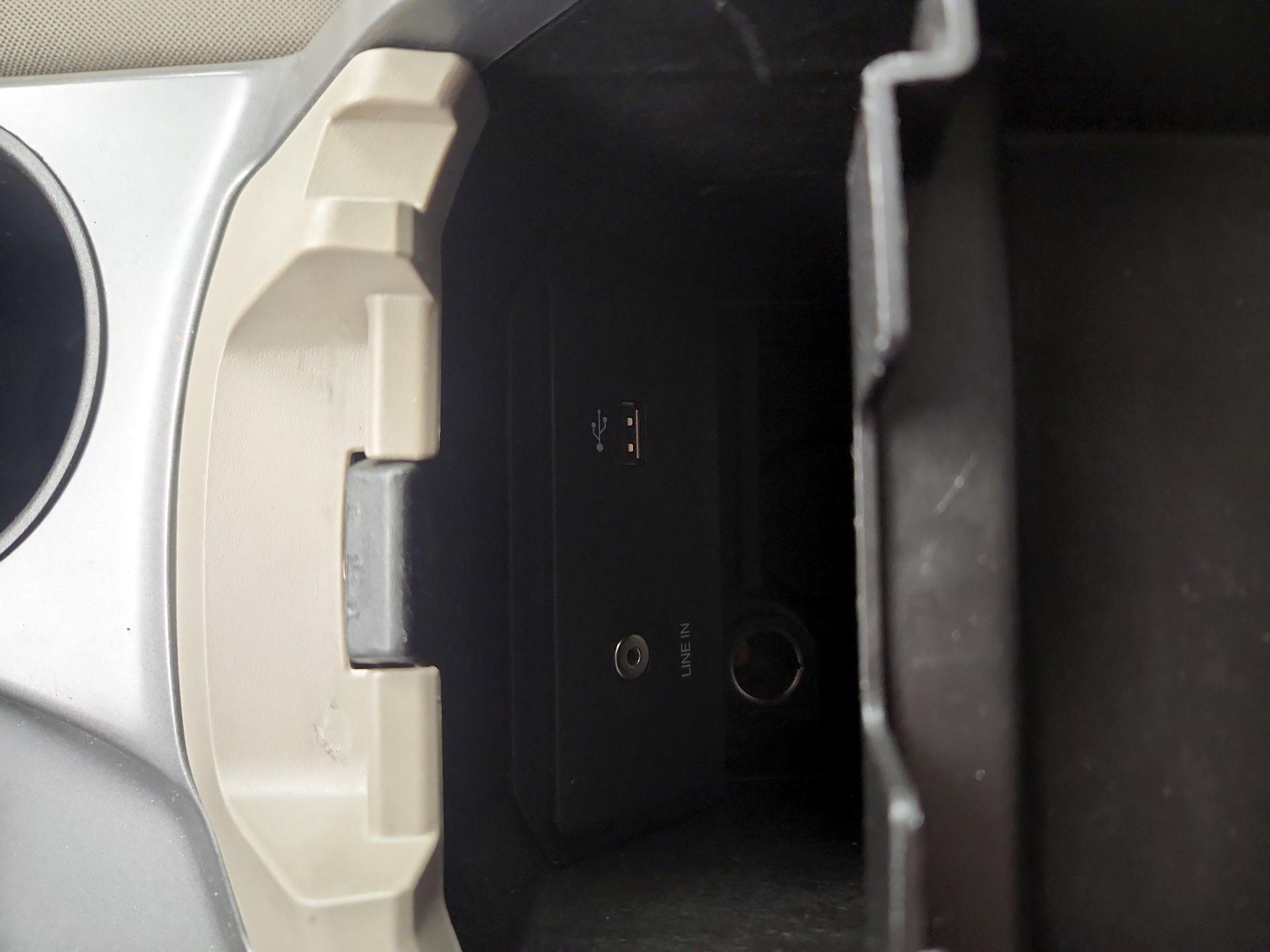 Thumbnail: 2015 Ford Escape - 16