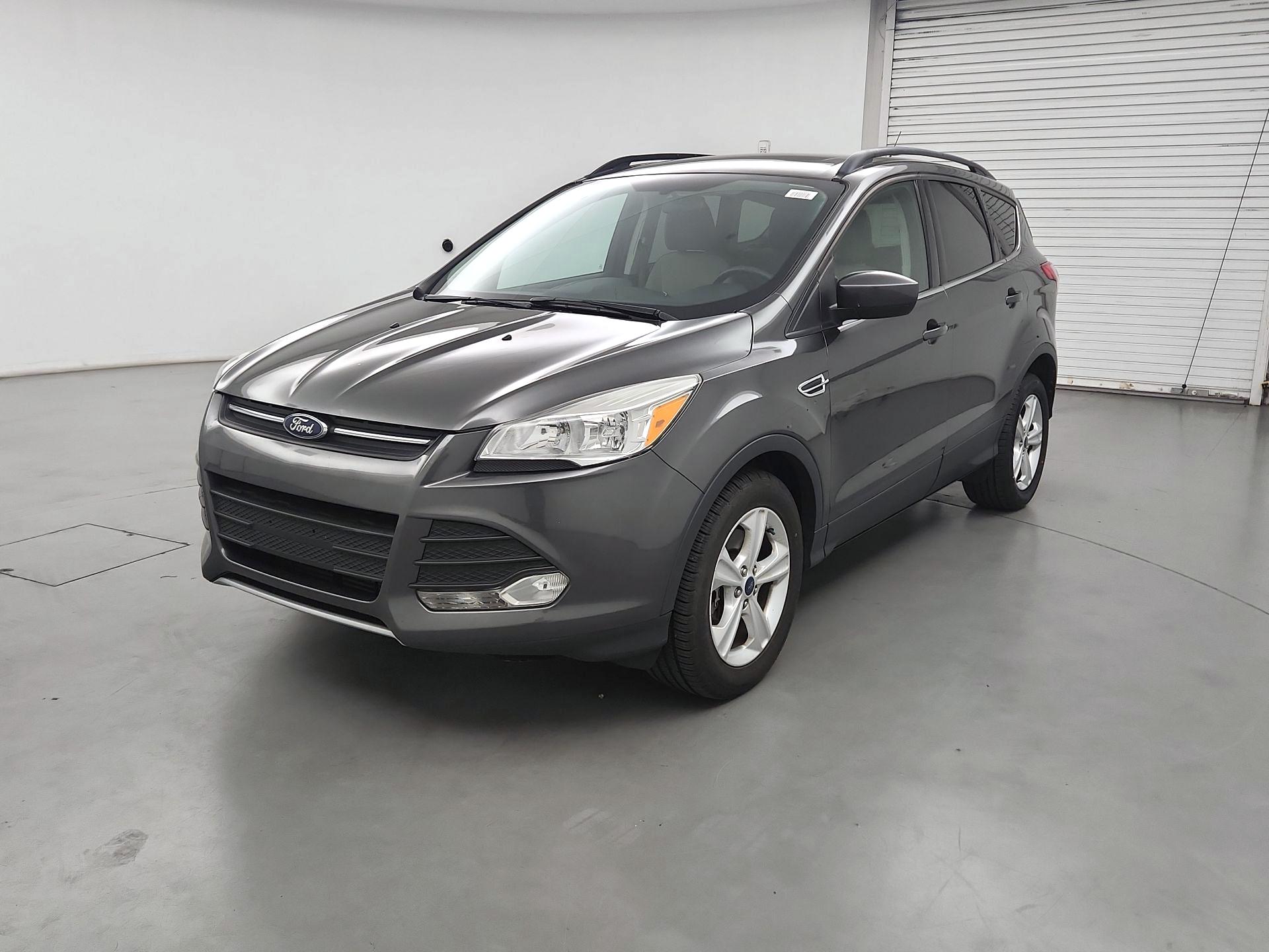 Thumbnail: 2015 Ford Escape - 3