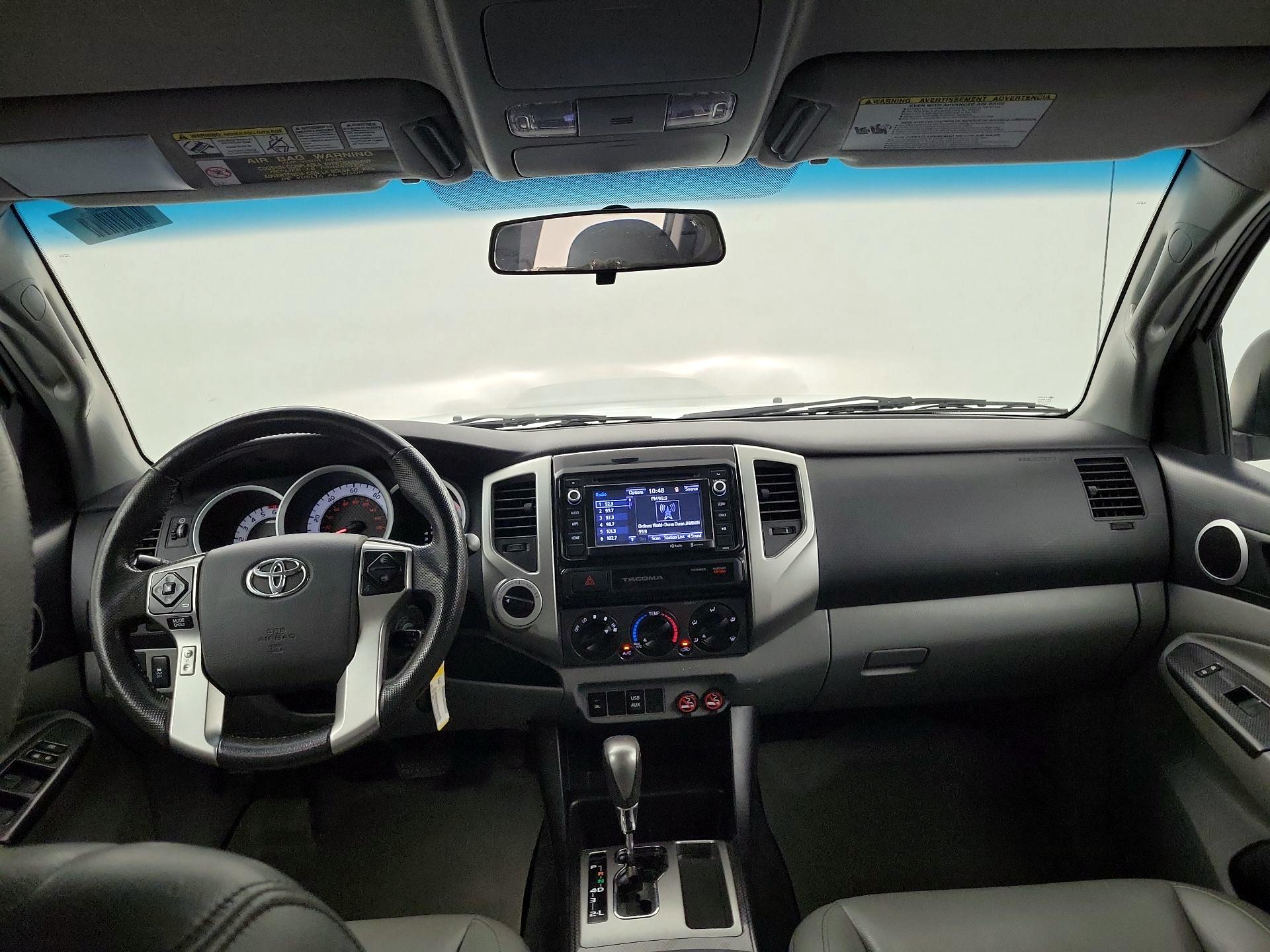 Thumbnail: 2015 Toyota Tacoma - 8