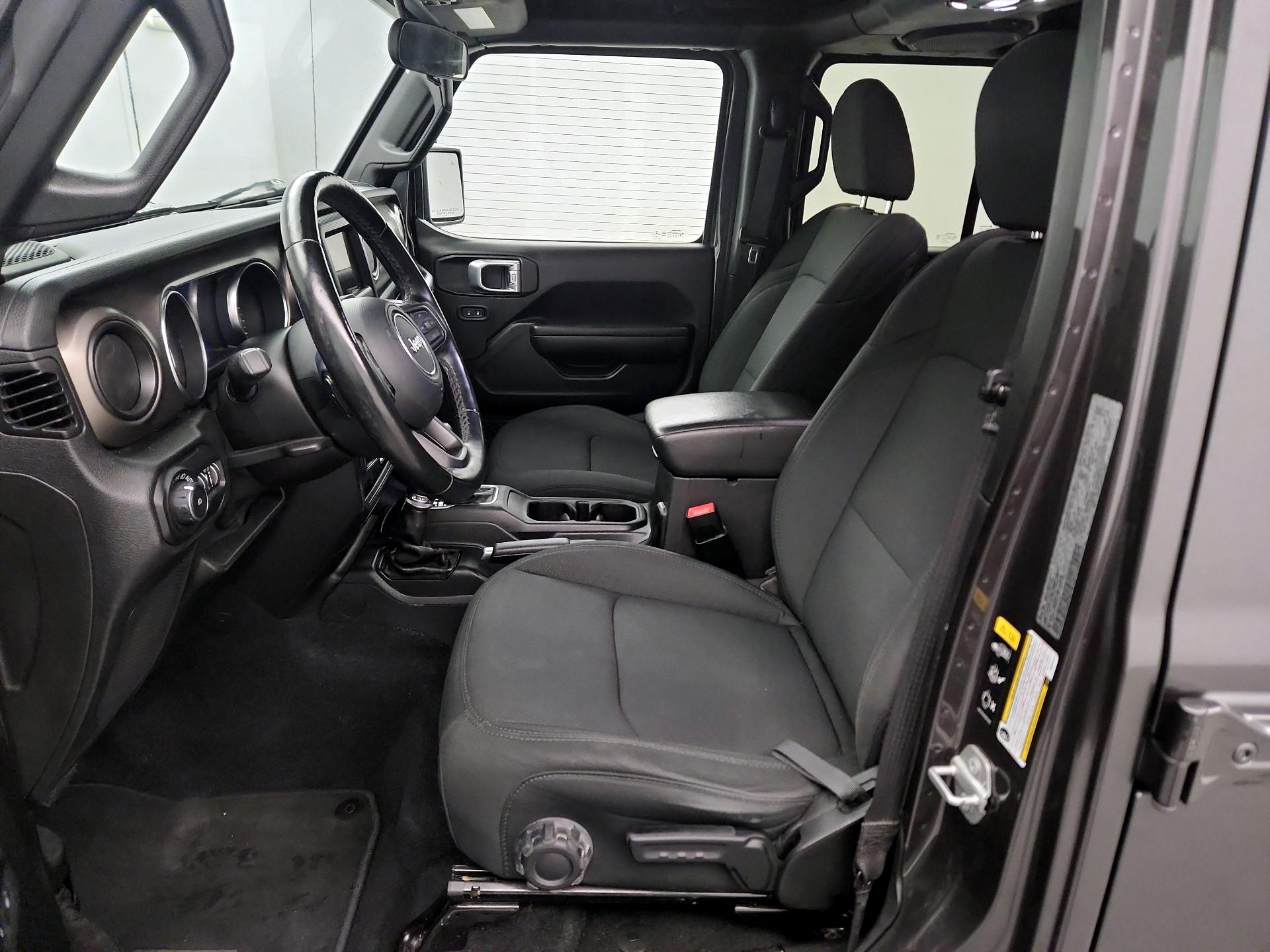 Thumbnail: 2021 Jeep Wrangler - 11