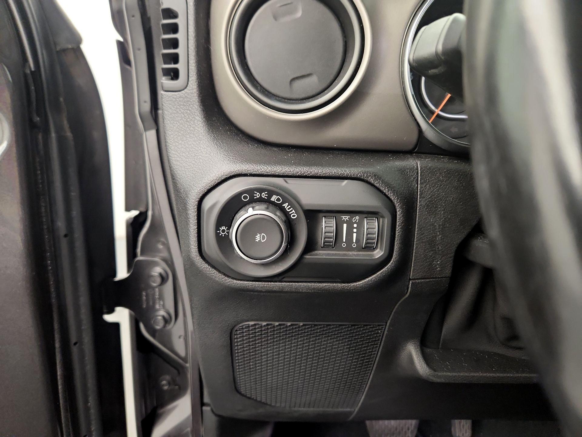 Thumbnail: 2021 Jeep Wrangler - 13