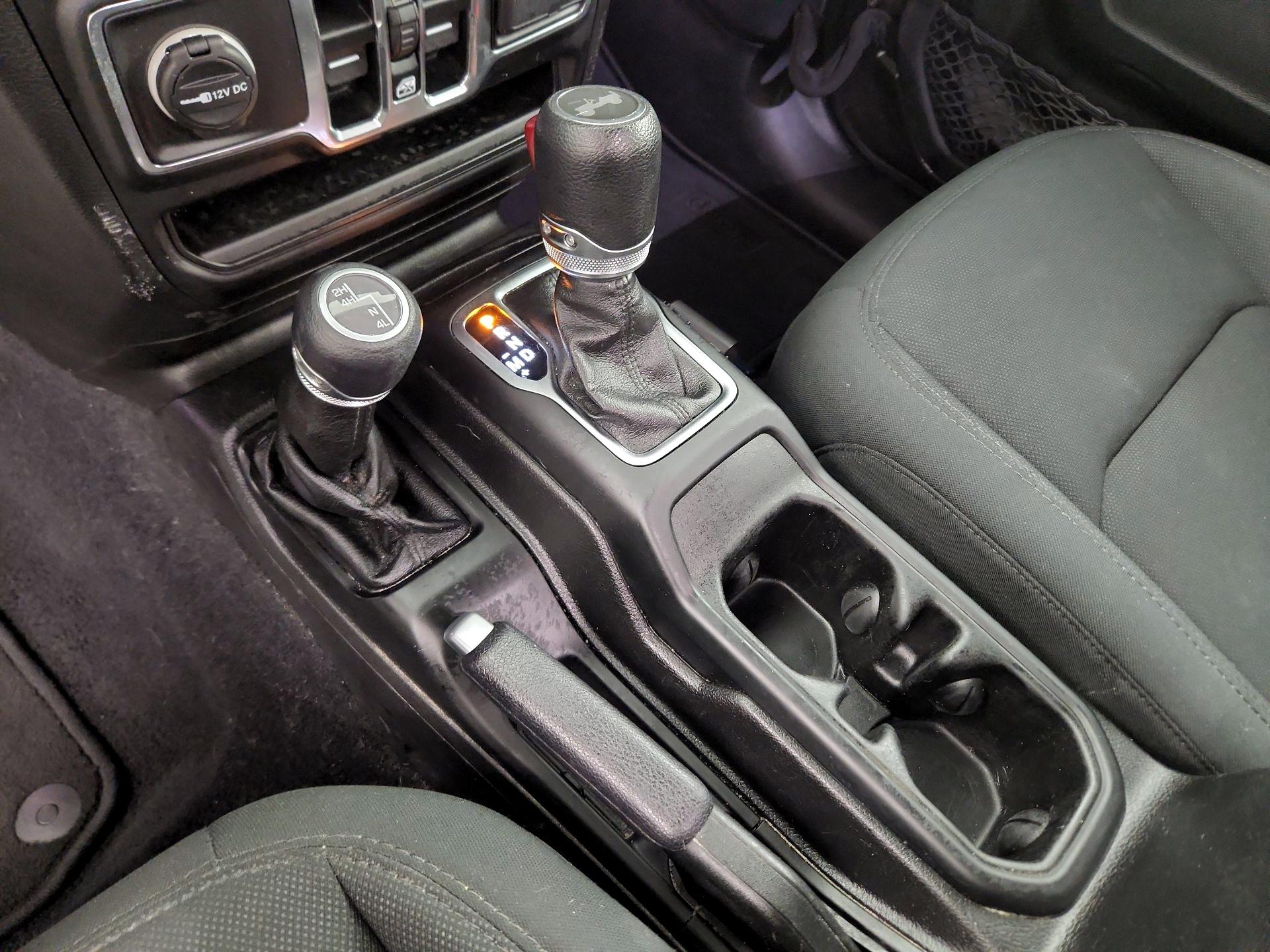 Thumbnail: 2021 Jeep Wrangler - 17