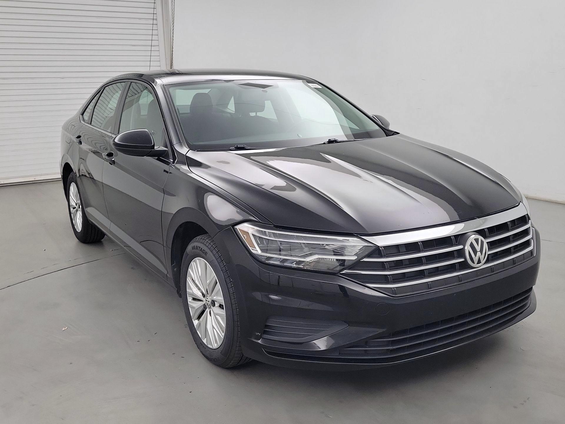 Thumbnail: 2020 Volkswagen Jetta - 1