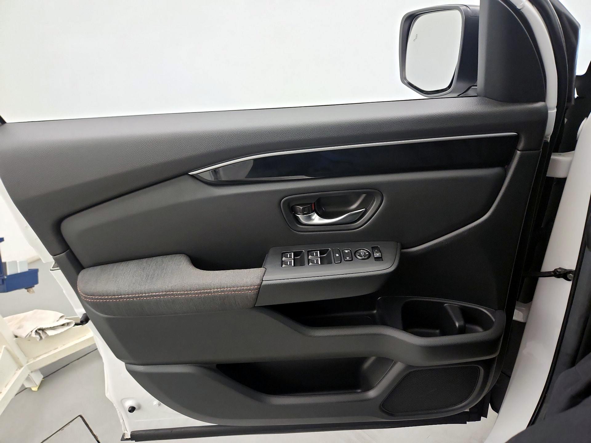 Thumbnail: 2025 Honda Pilot - 12